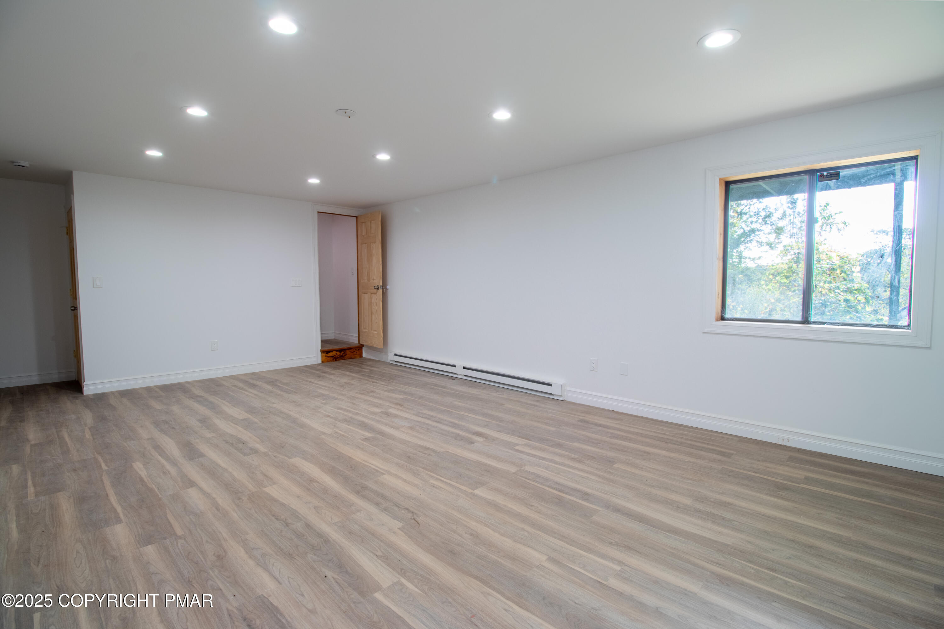 1142 Yorkshire Lane
