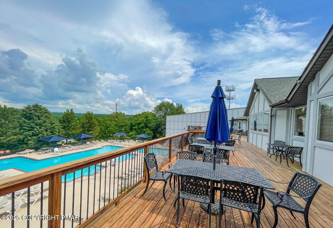 1142 Yorkshire Lane