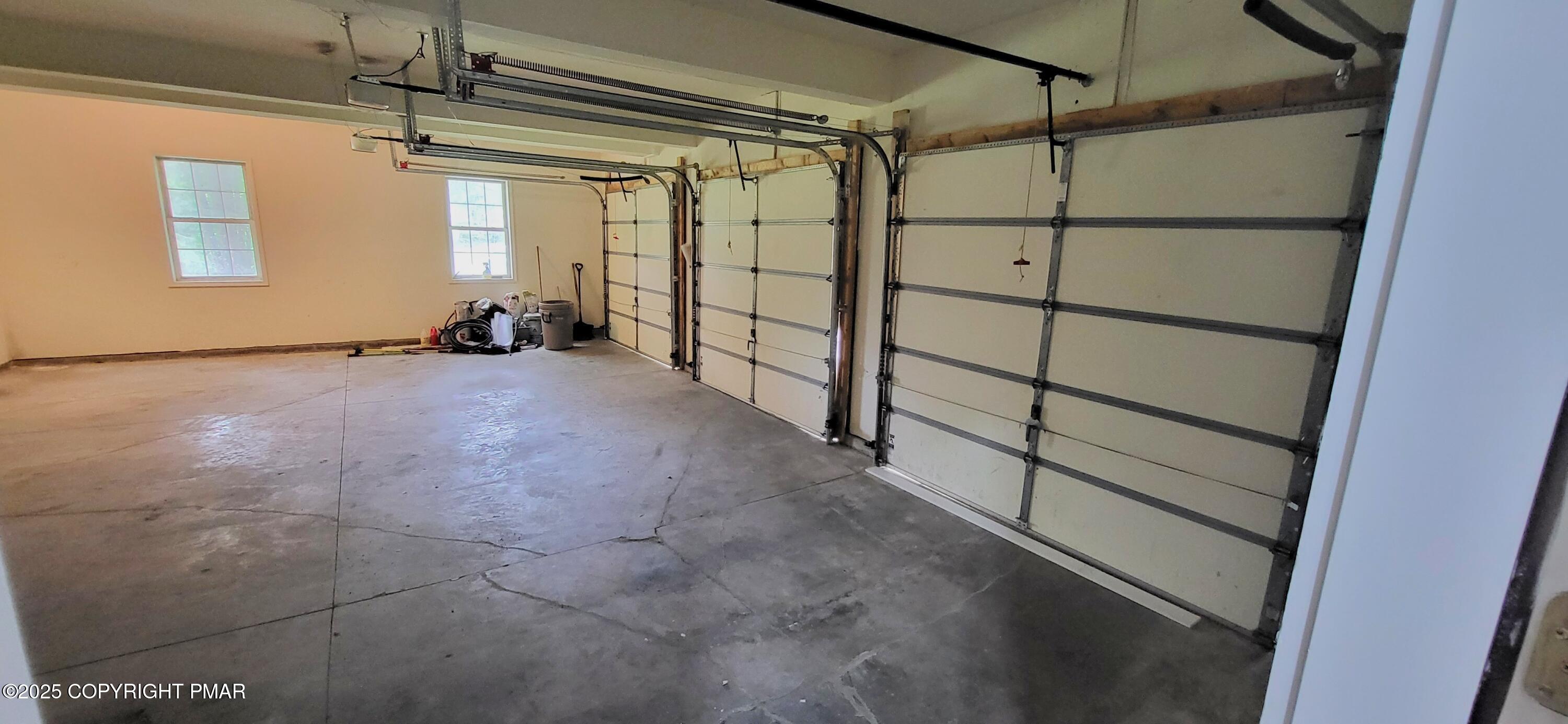 259 Great Bear Way Road, East Stroudsburg