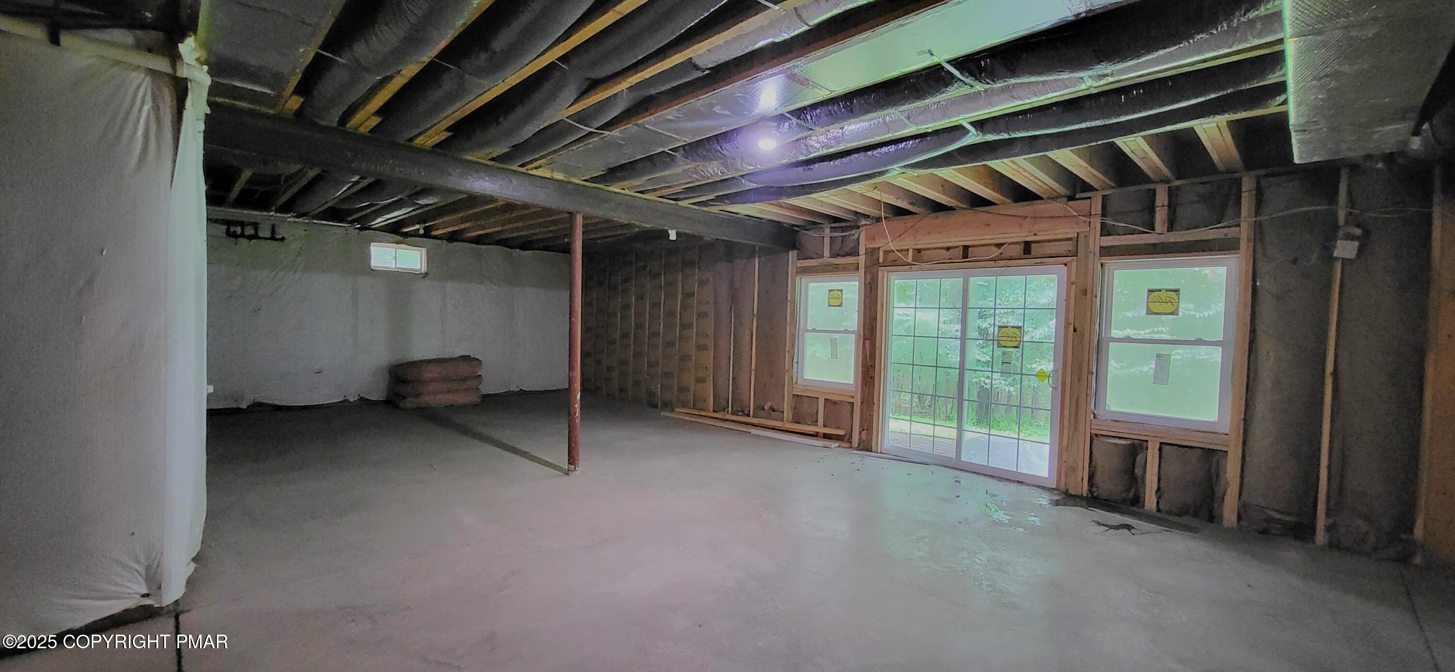 259 Great Bear Way Road, East Stroudsburg