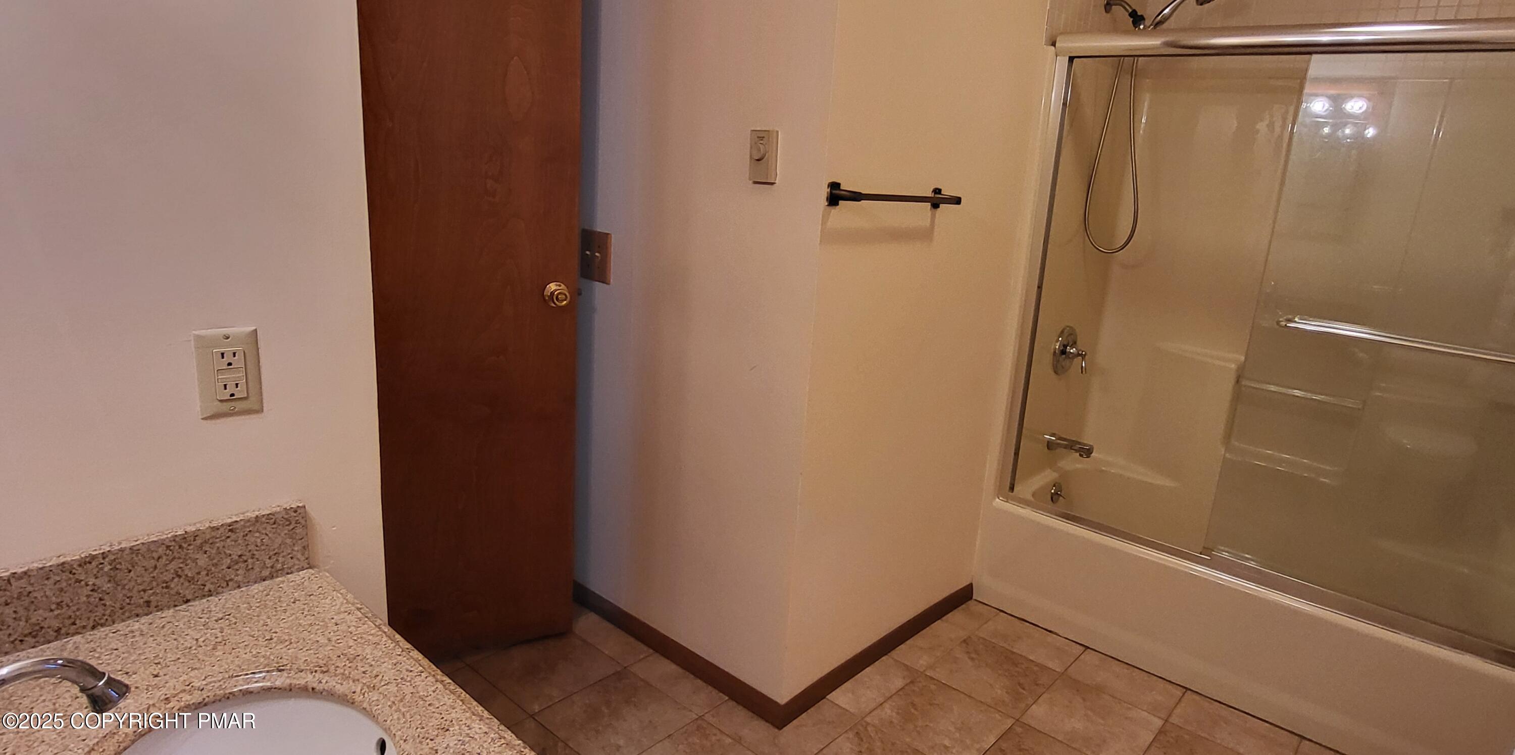 6116 Braintree Court