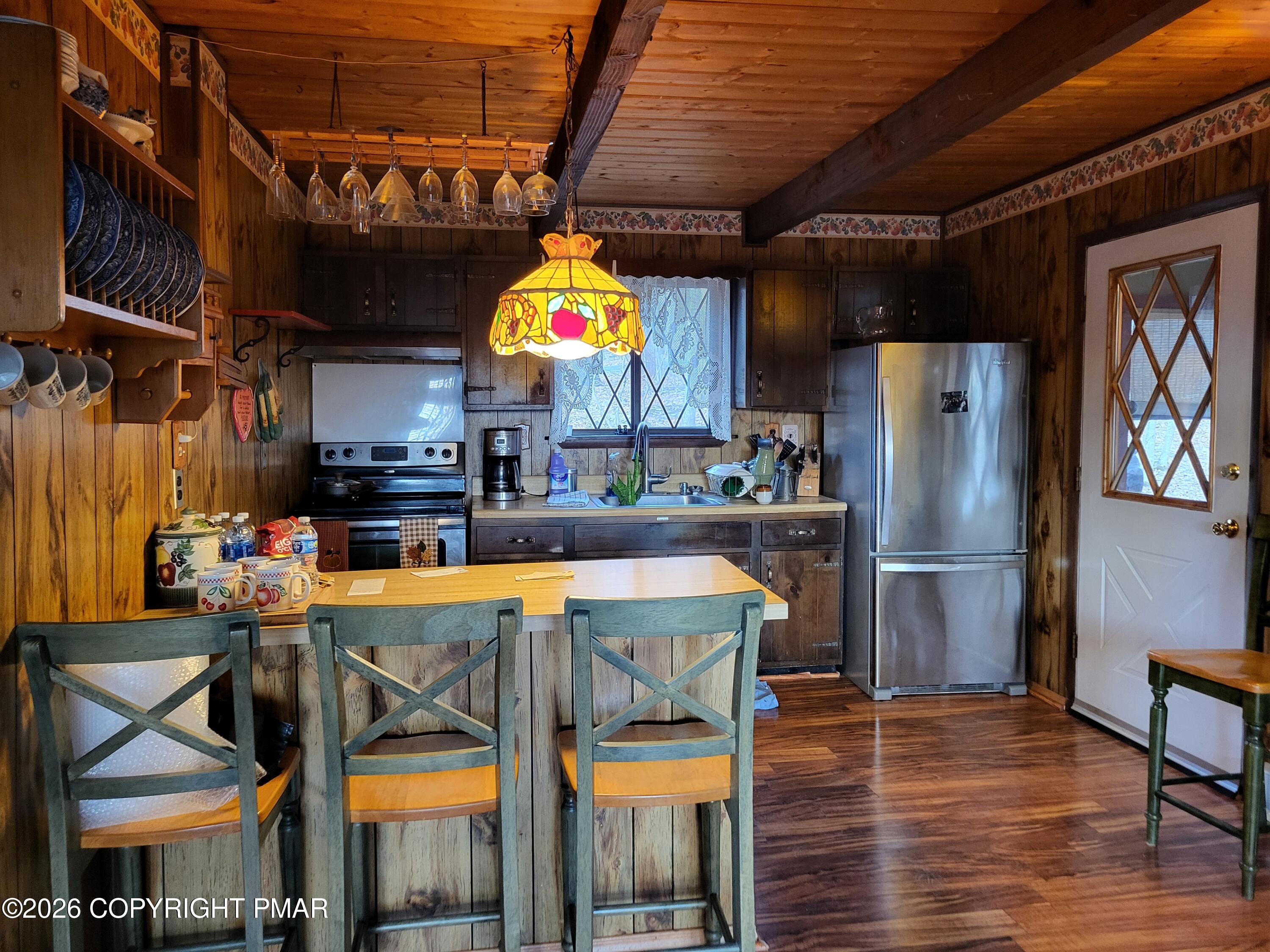 180 Dorchester Drive