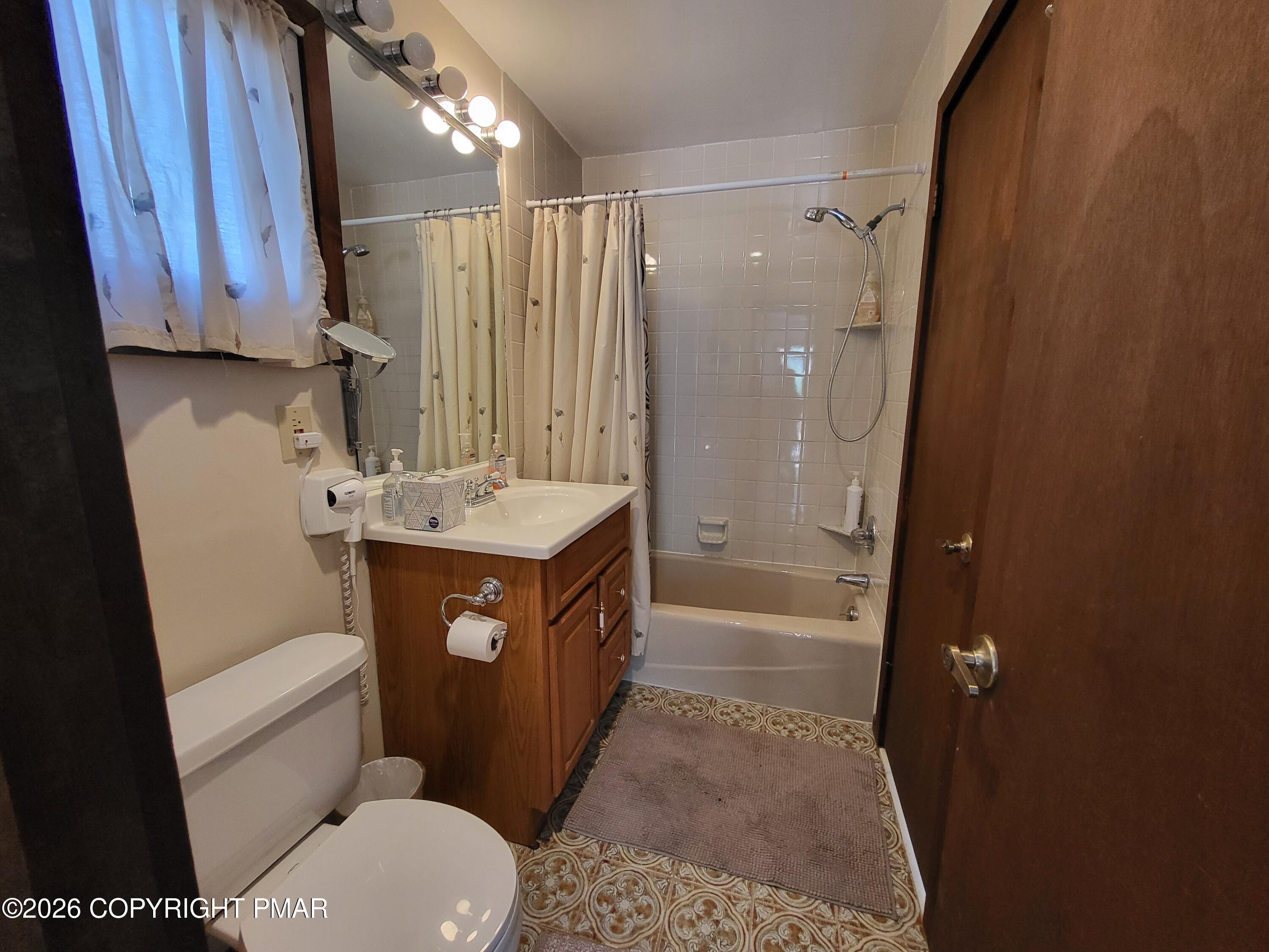 6298 Decker Road