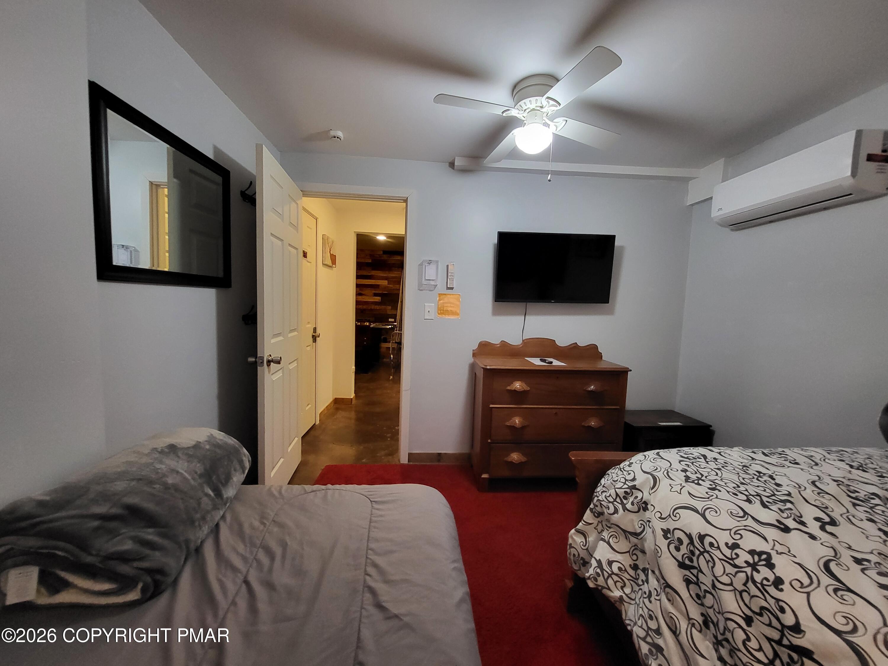 121 Park Court
