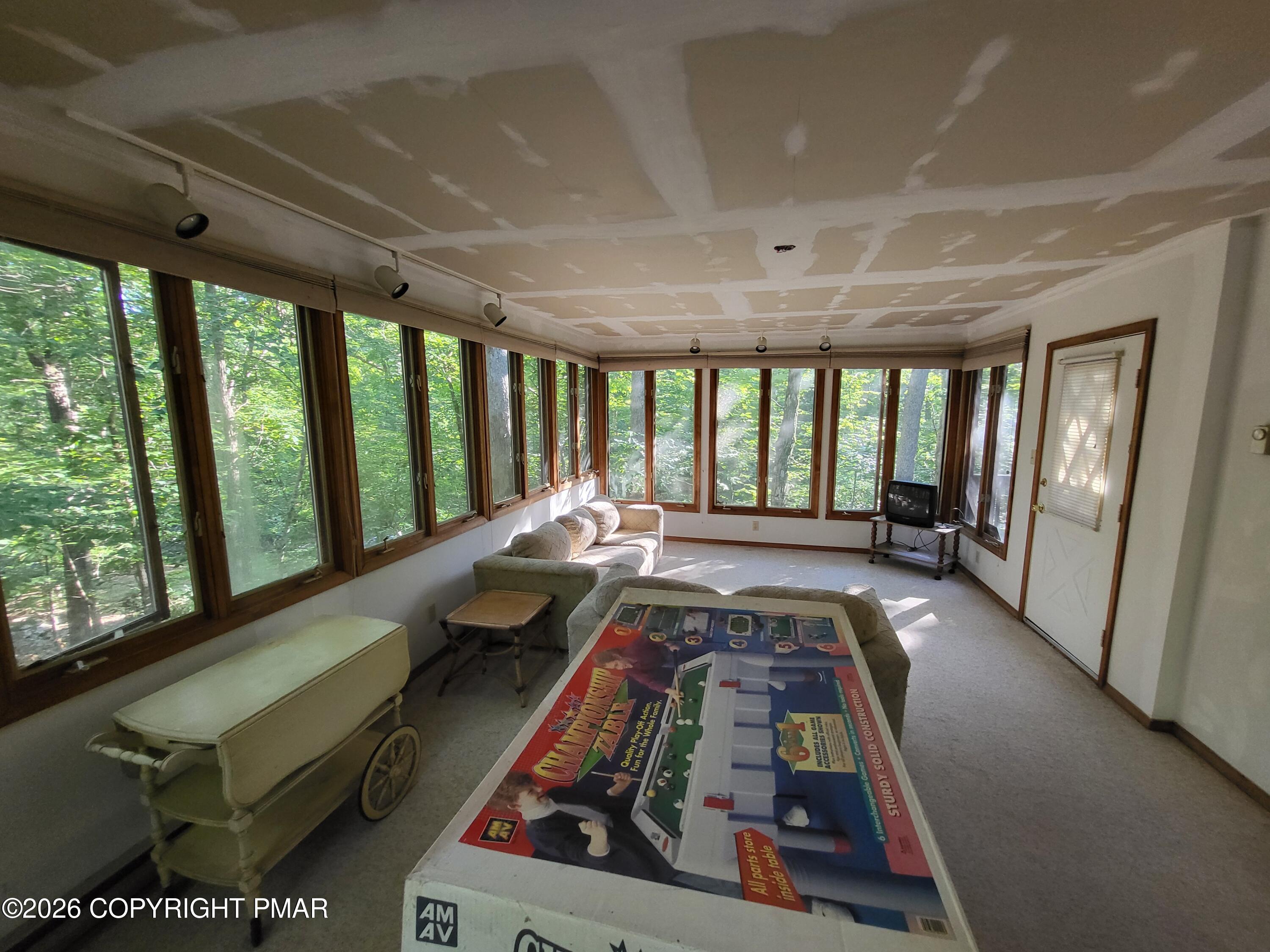 6384 Decker Road