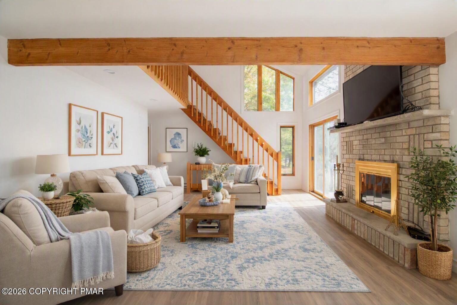 1142 Yorkshire Lane
