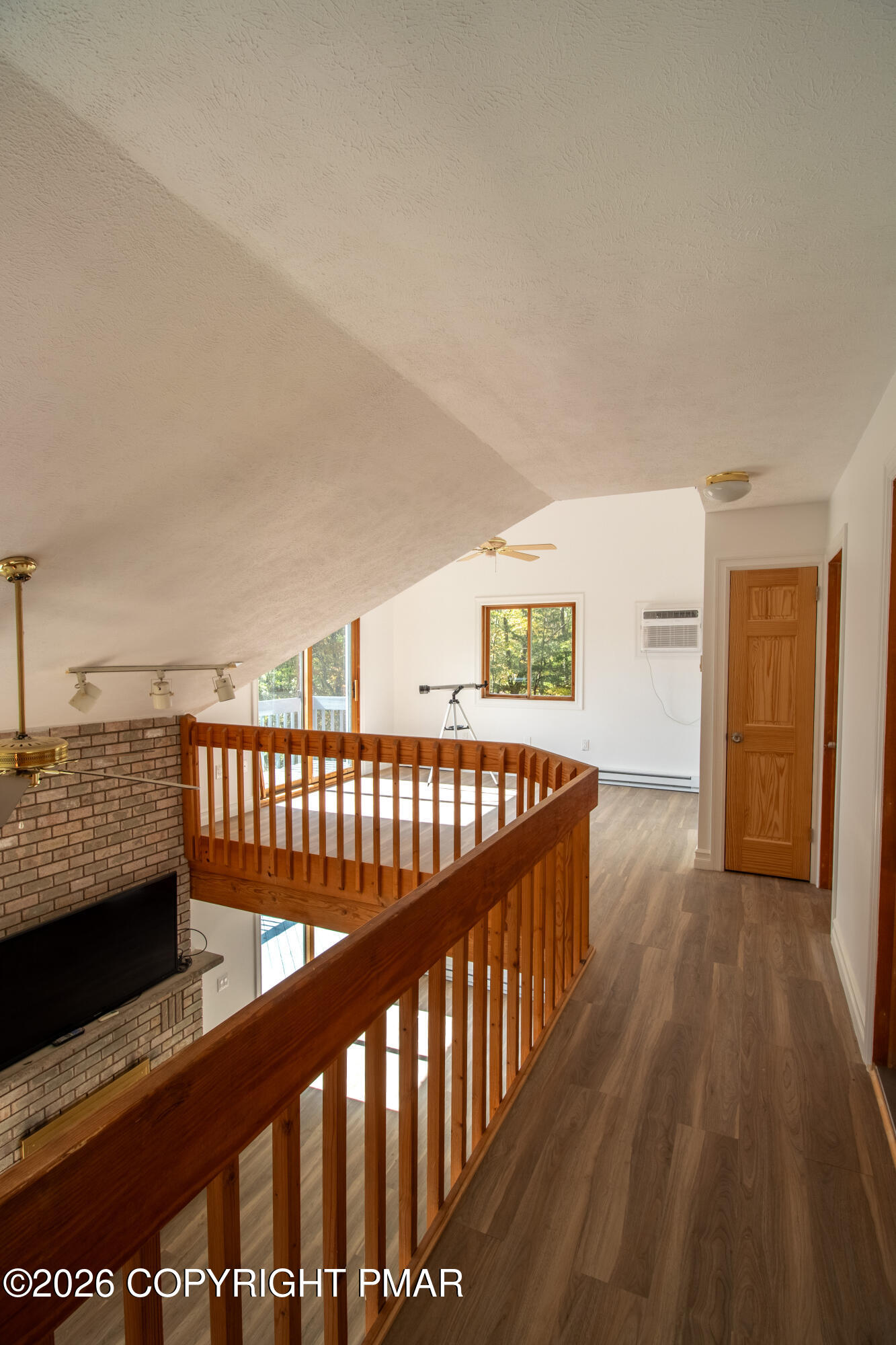 1142 Yorkshire Lane