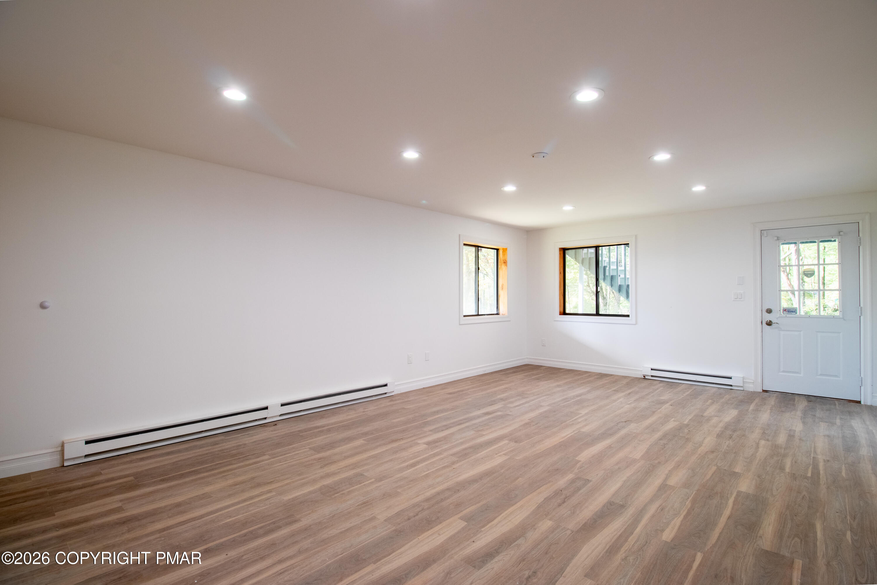 1142 Yorkshire Lane
