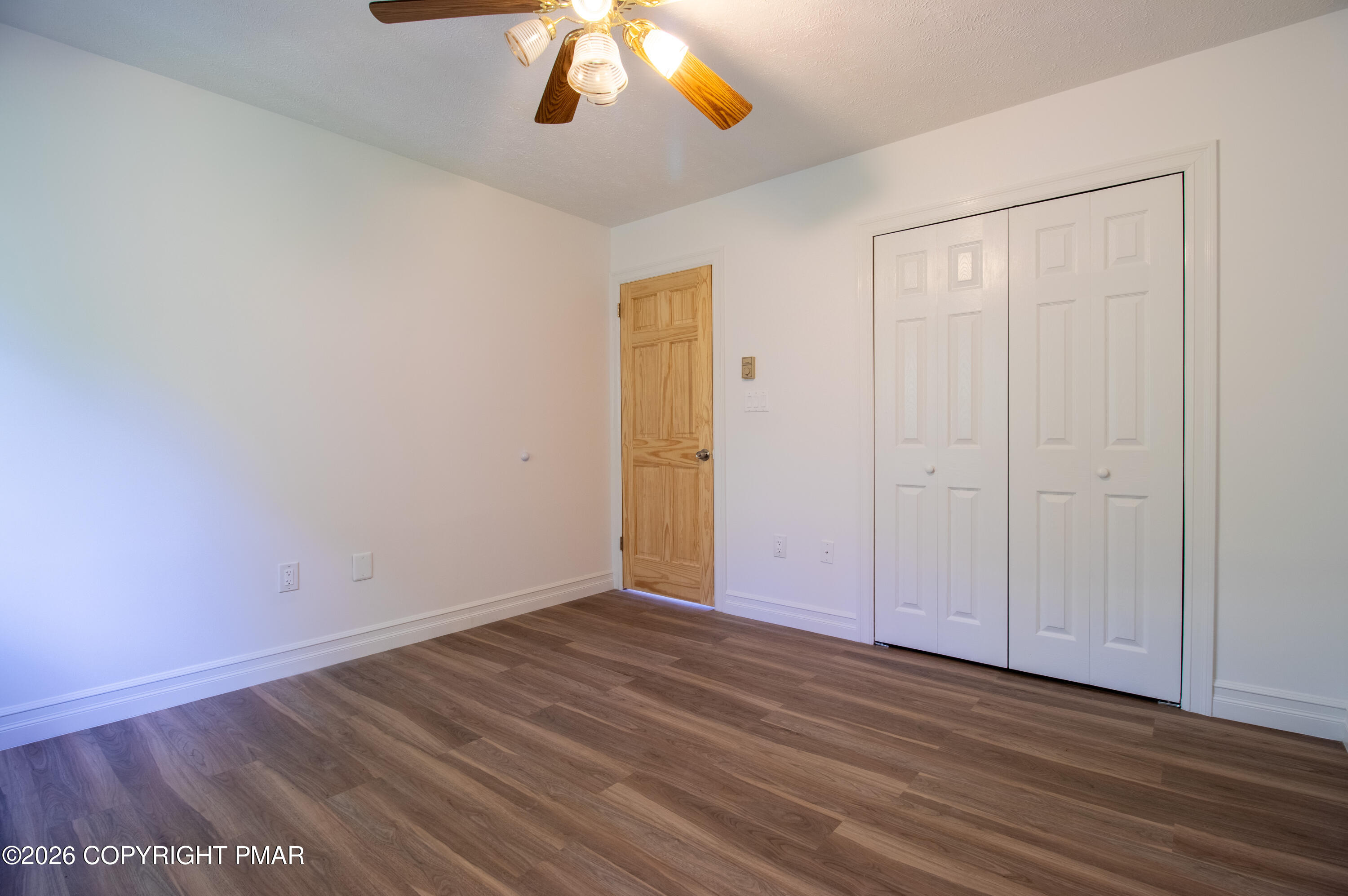 1142 Yorkshire Lane
