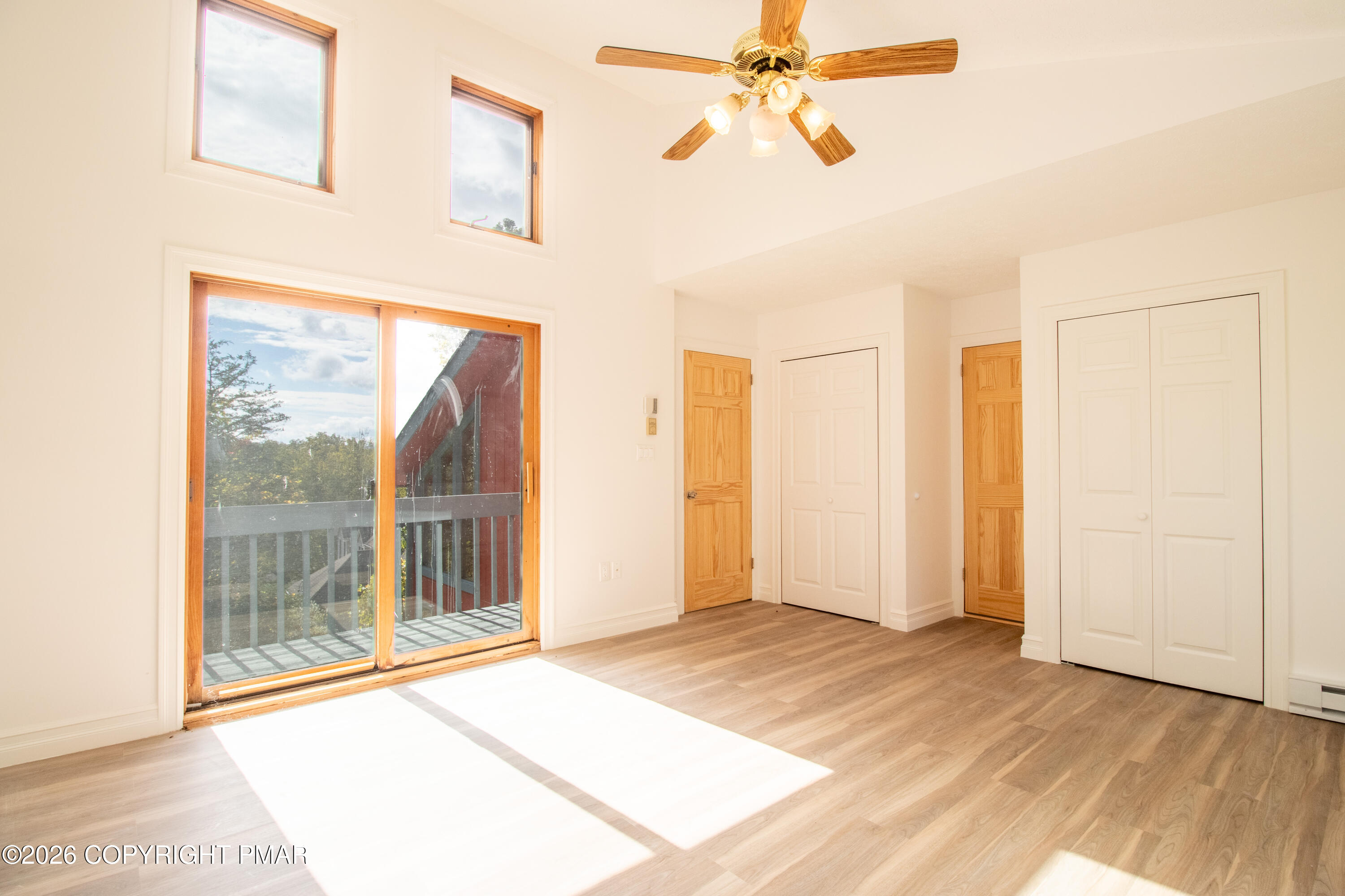 1142 Yorkshire Lane
