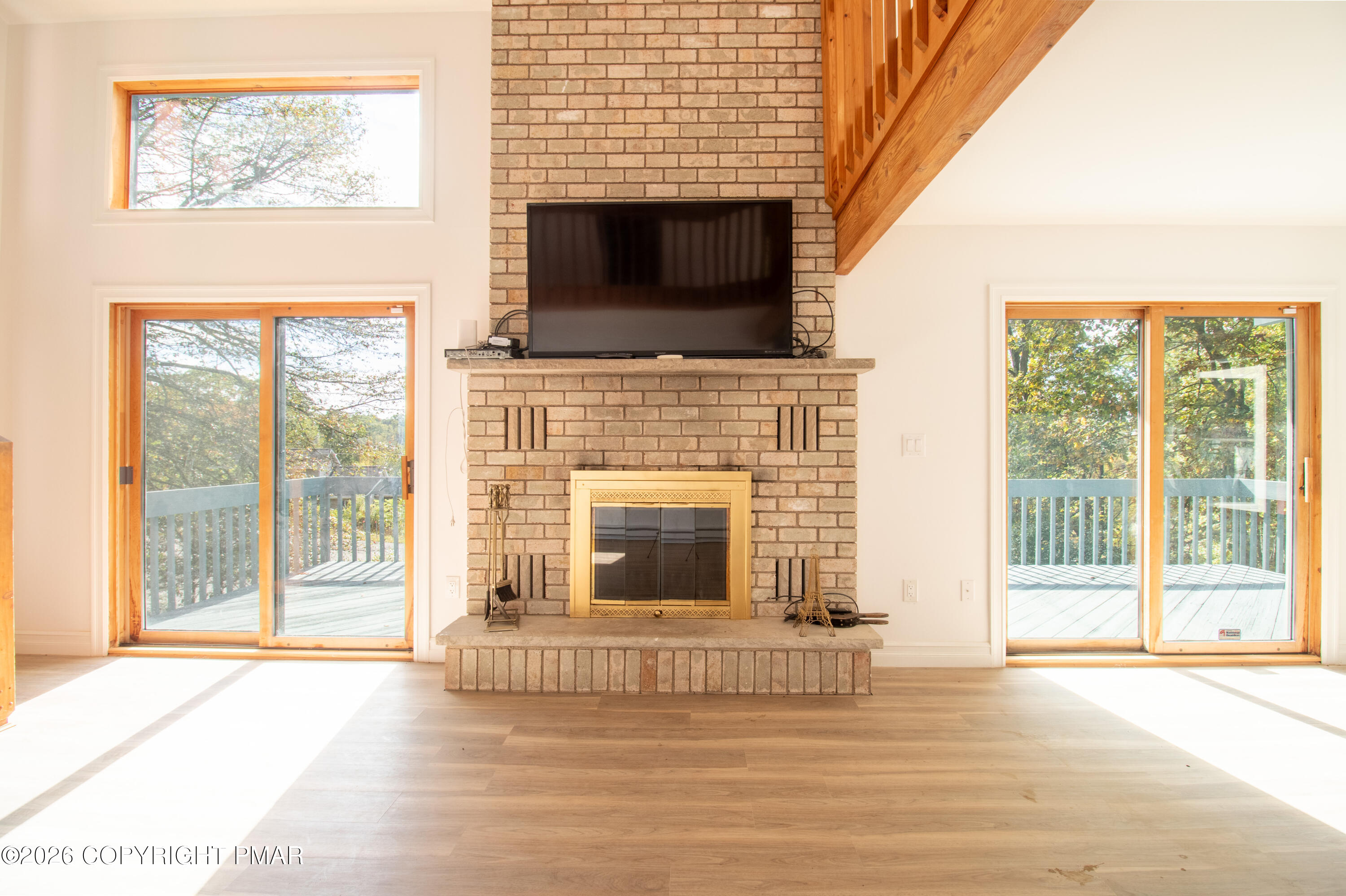 1142 Yorkshire Lane