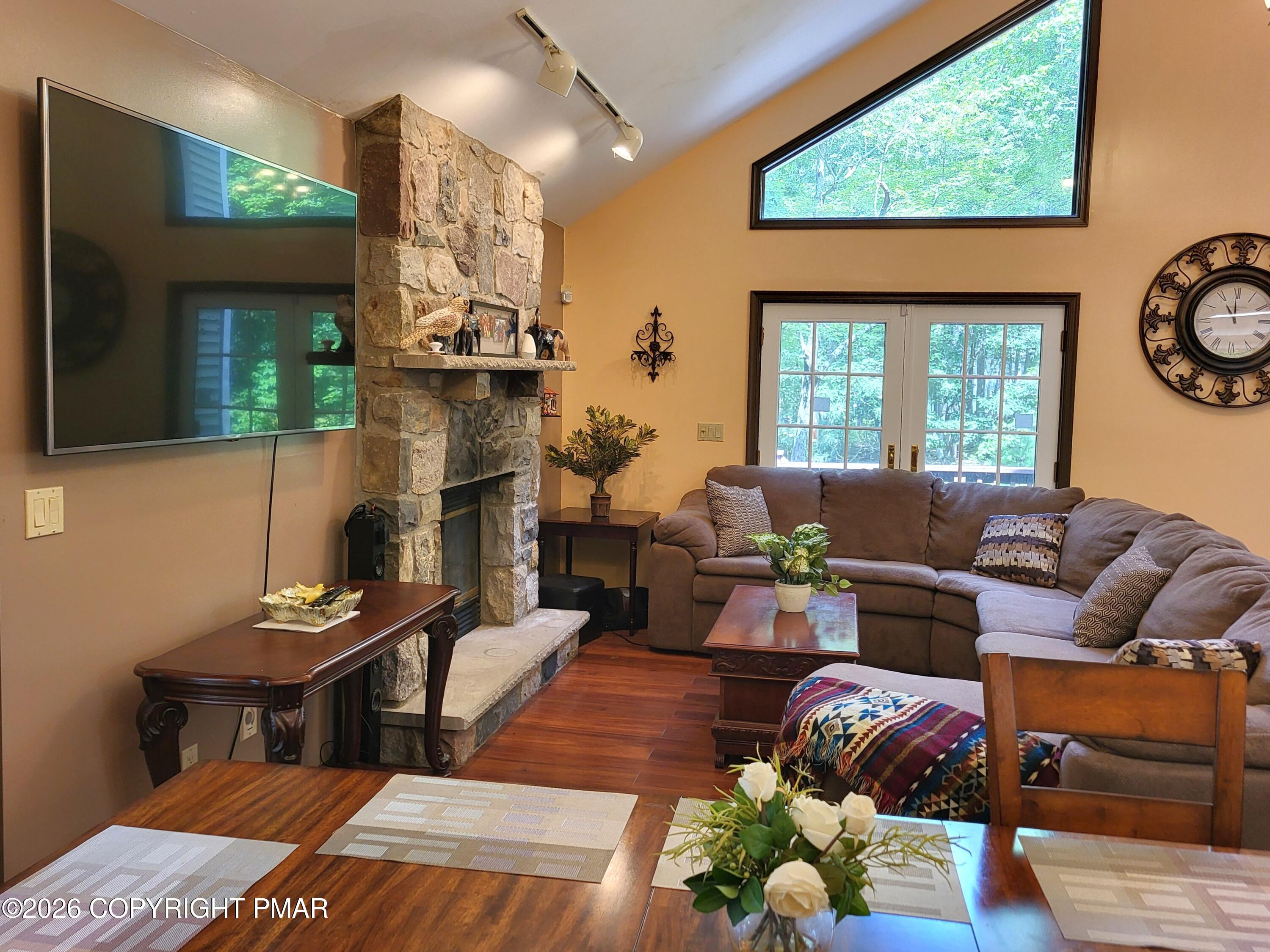 3233 Windermere Drive