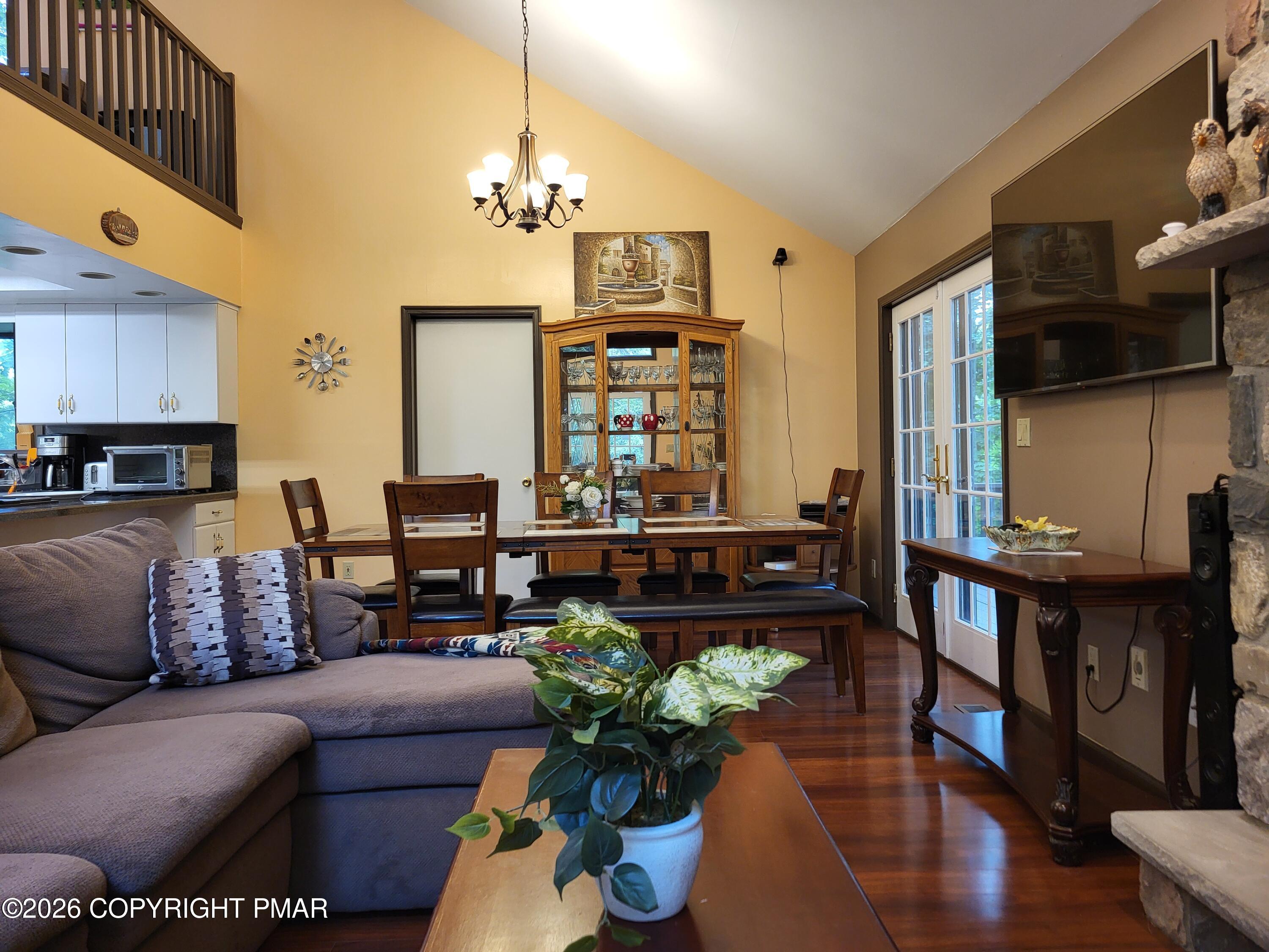 3233 Windermere Drive