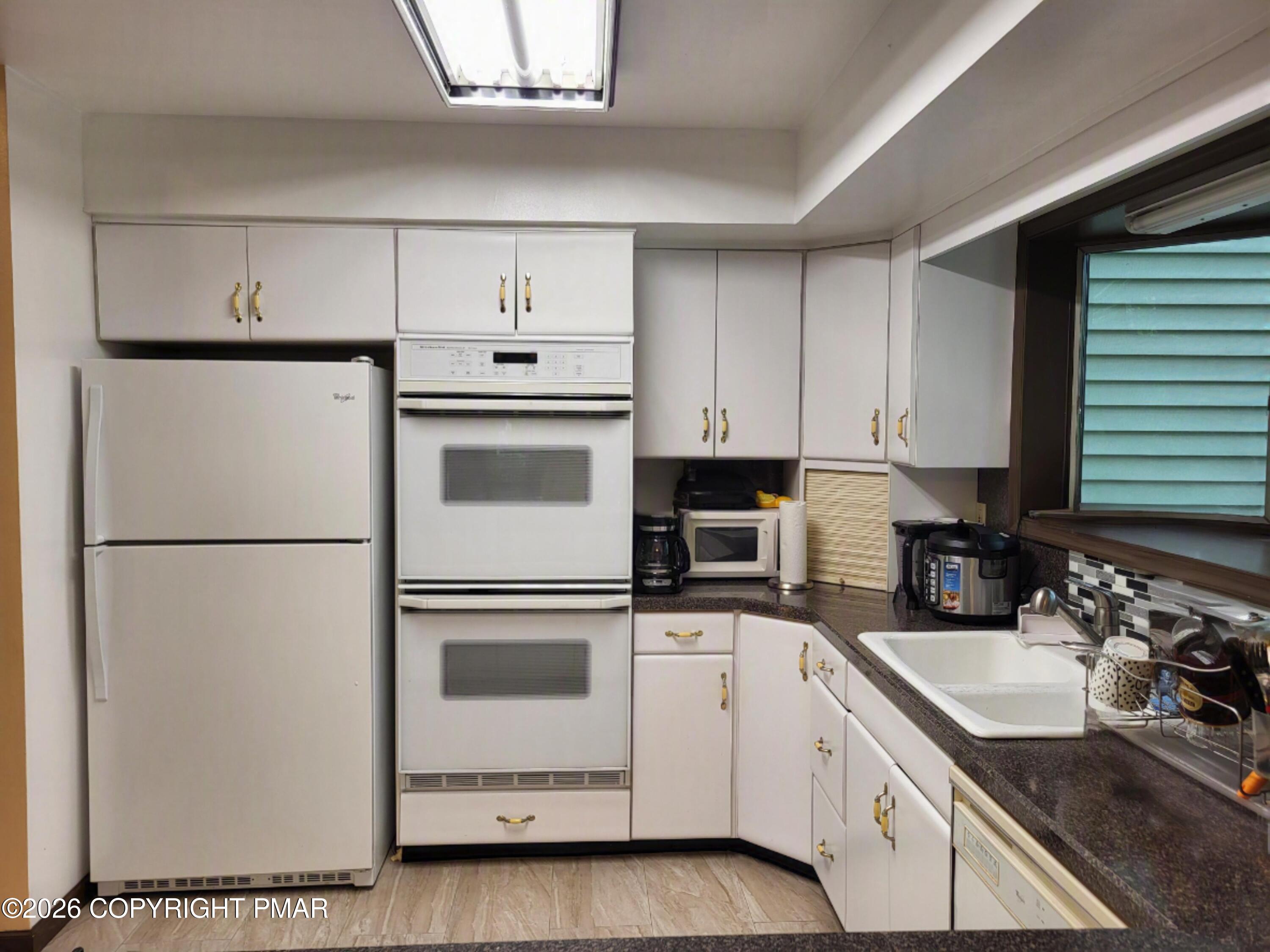 3233 Windermere Drive