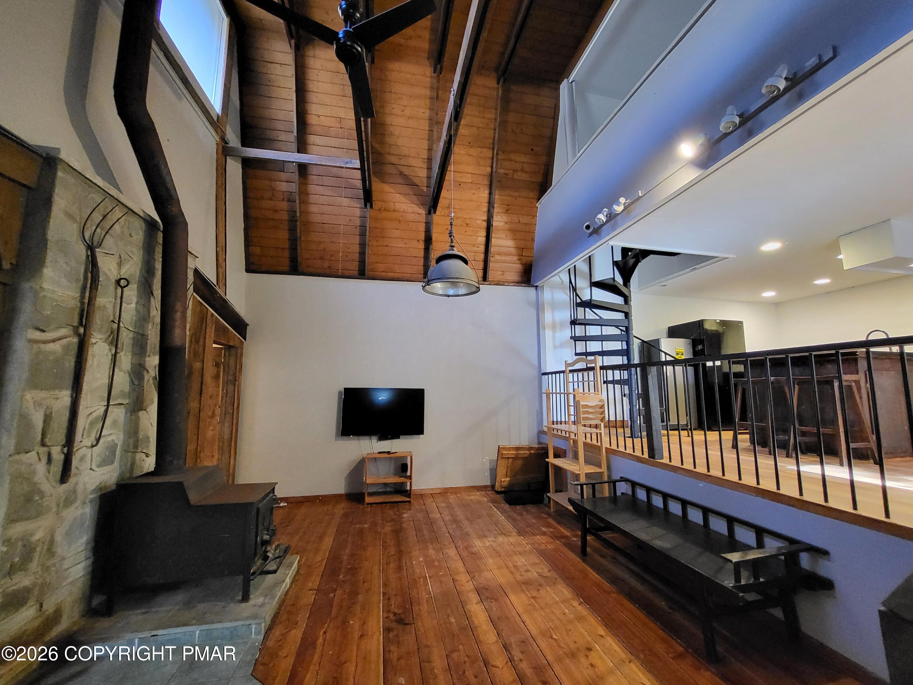 169 Saunders Drive