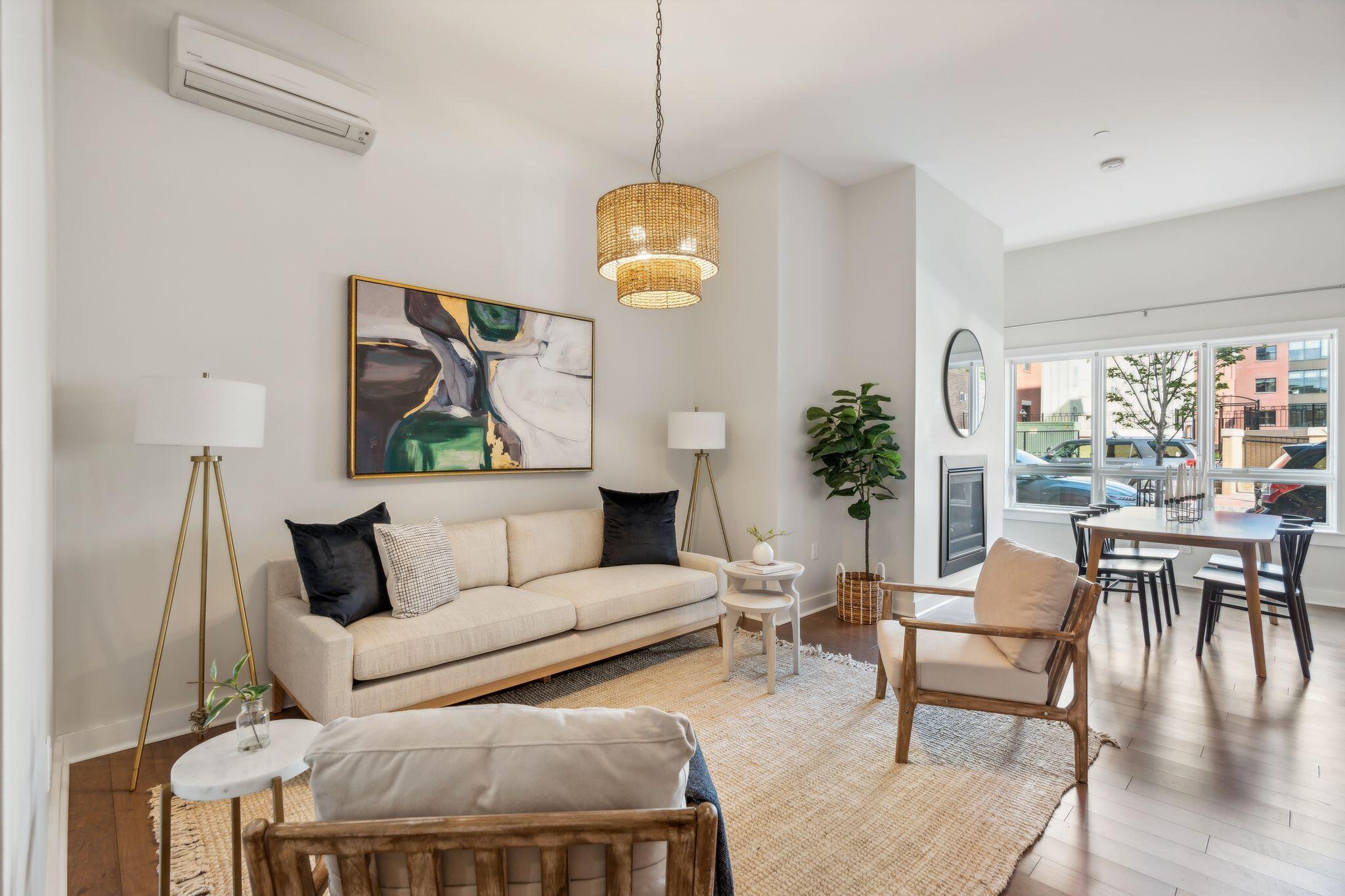 113 Newbury Street, 105