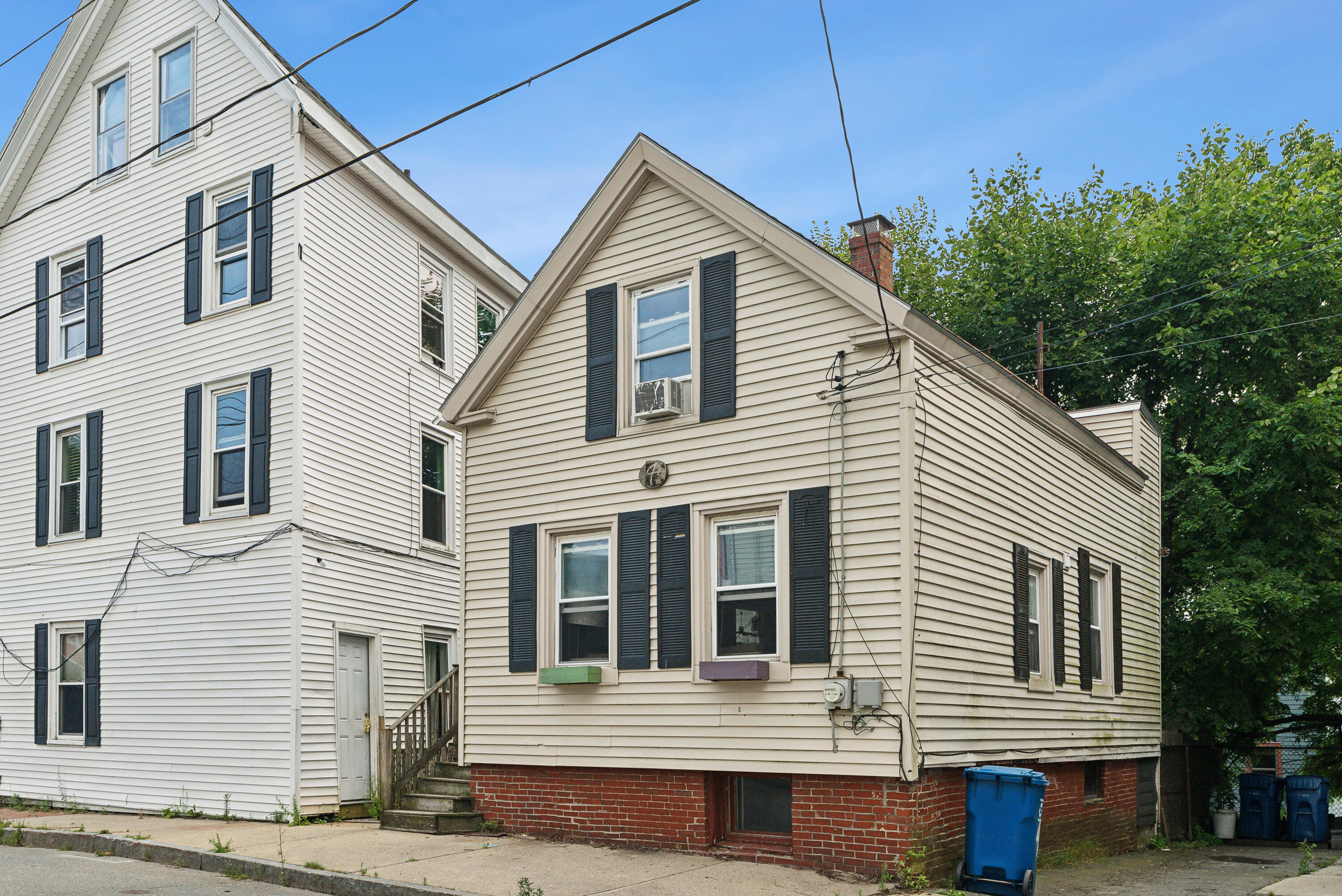 4 Romasco Lane