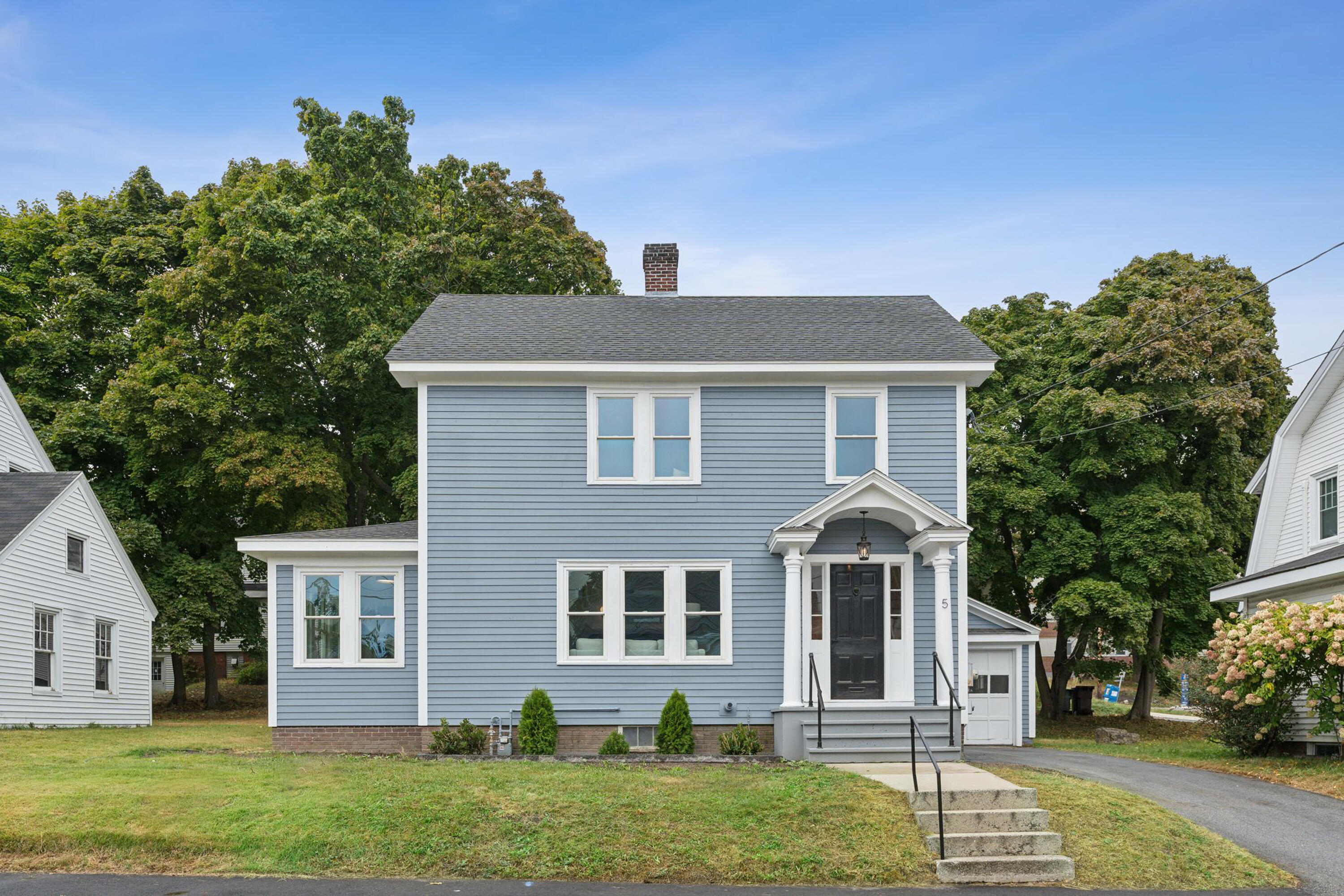 5 Chamberlain Avenue