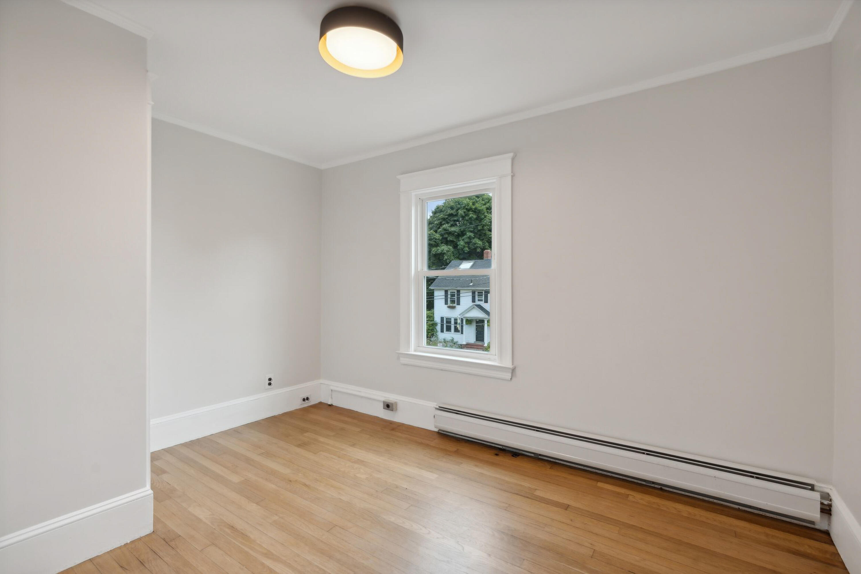 5 Chamberlain Avenue