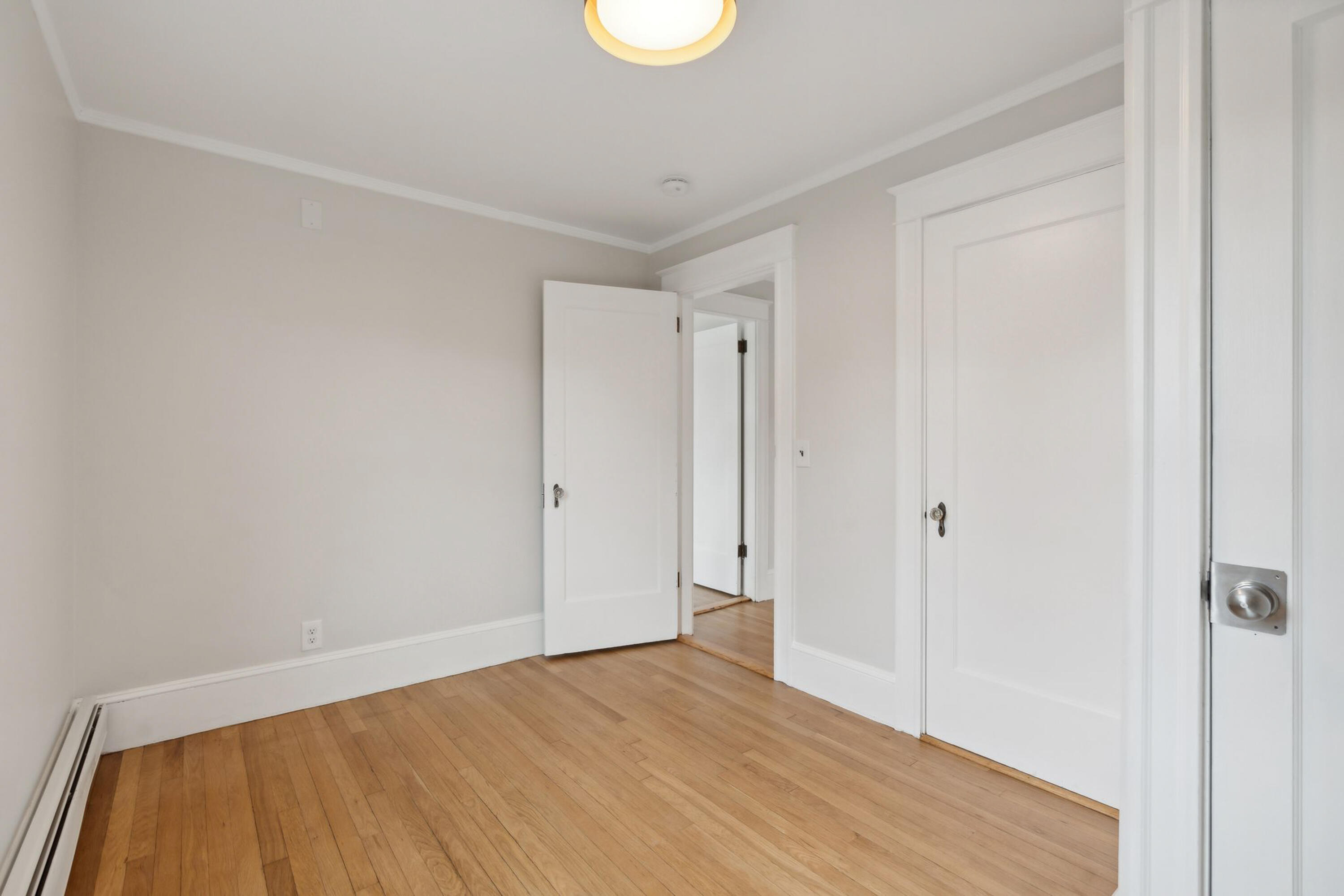 5 Chamberlain Avenue