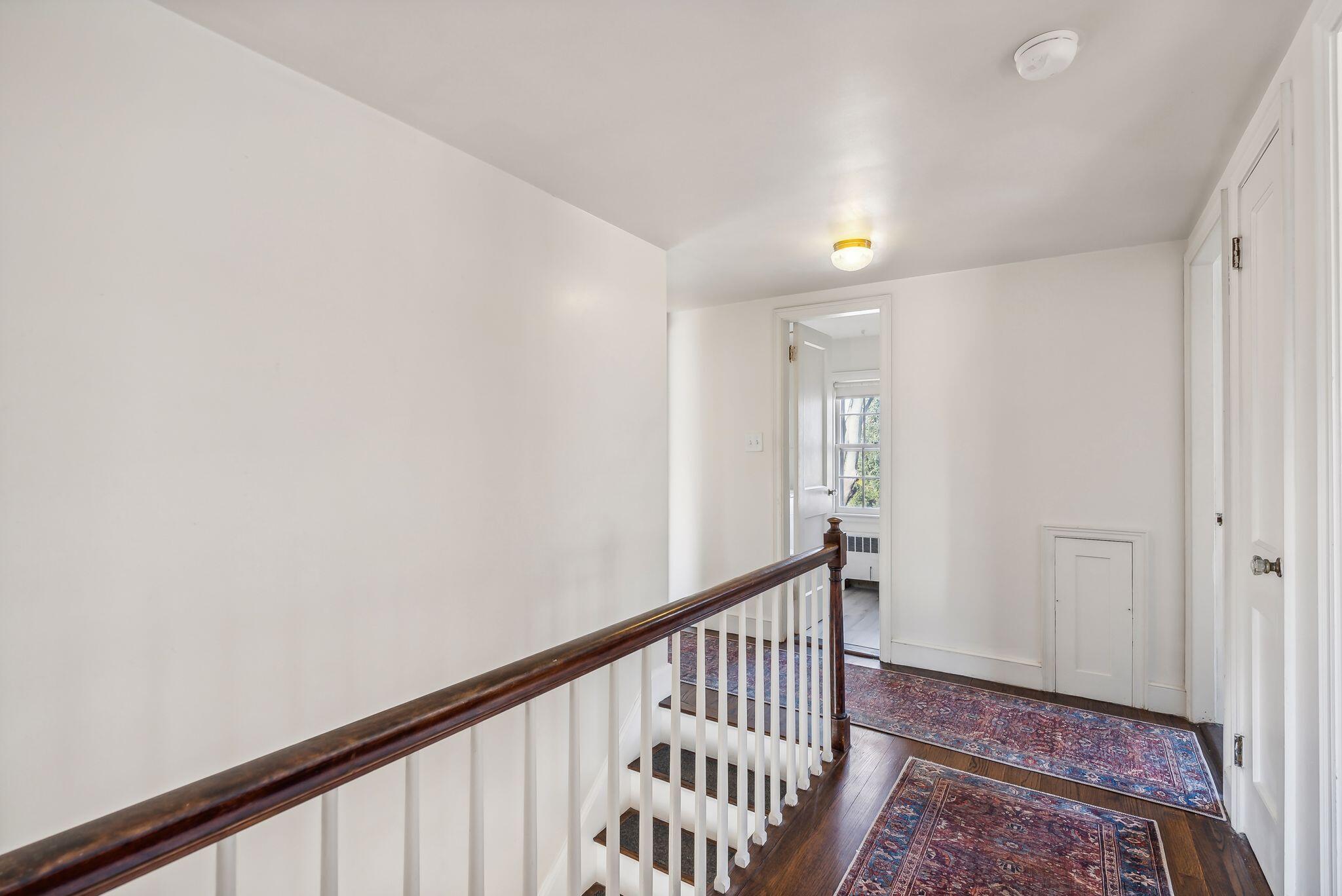 411 Woodford Street