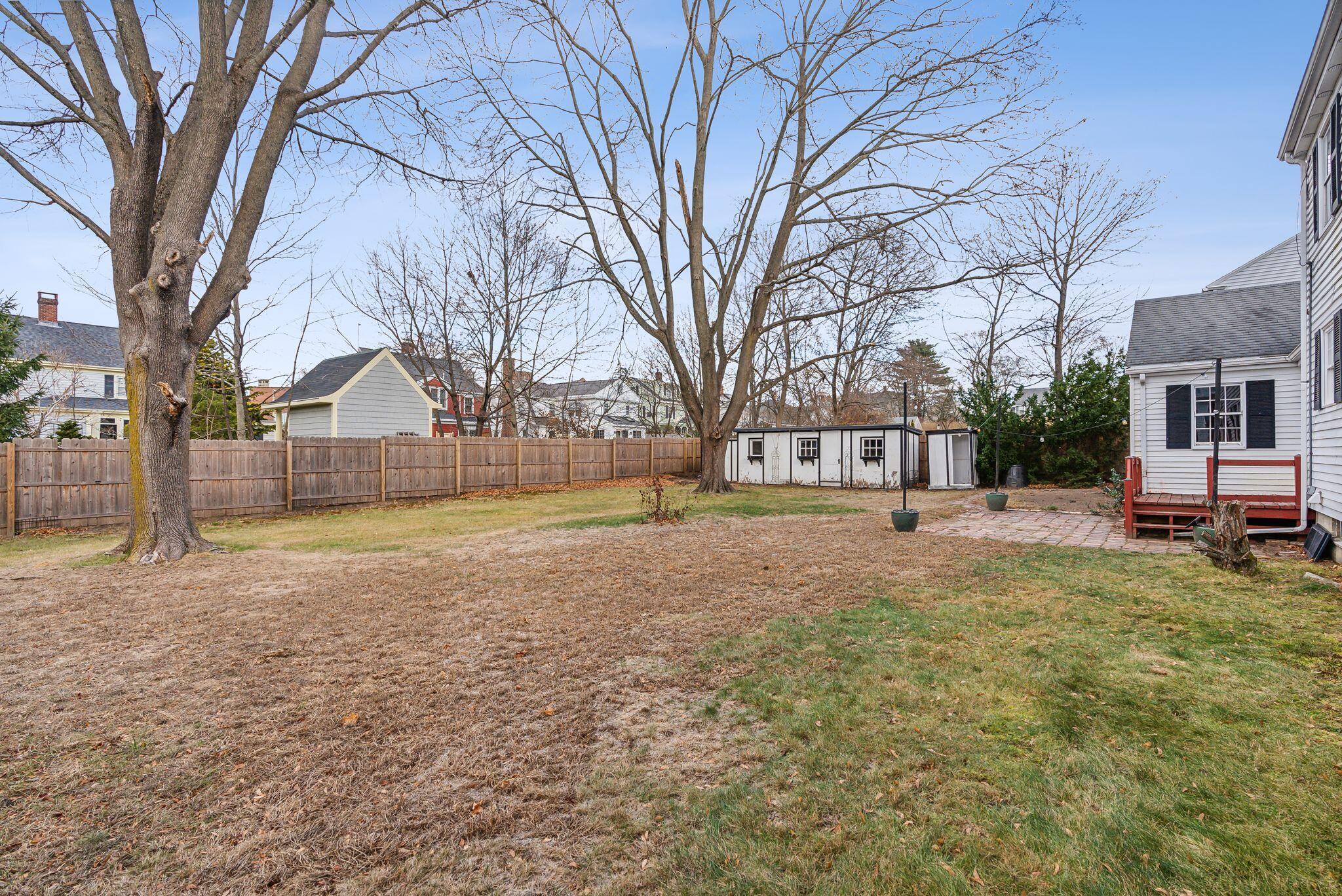 411 Woodford Street