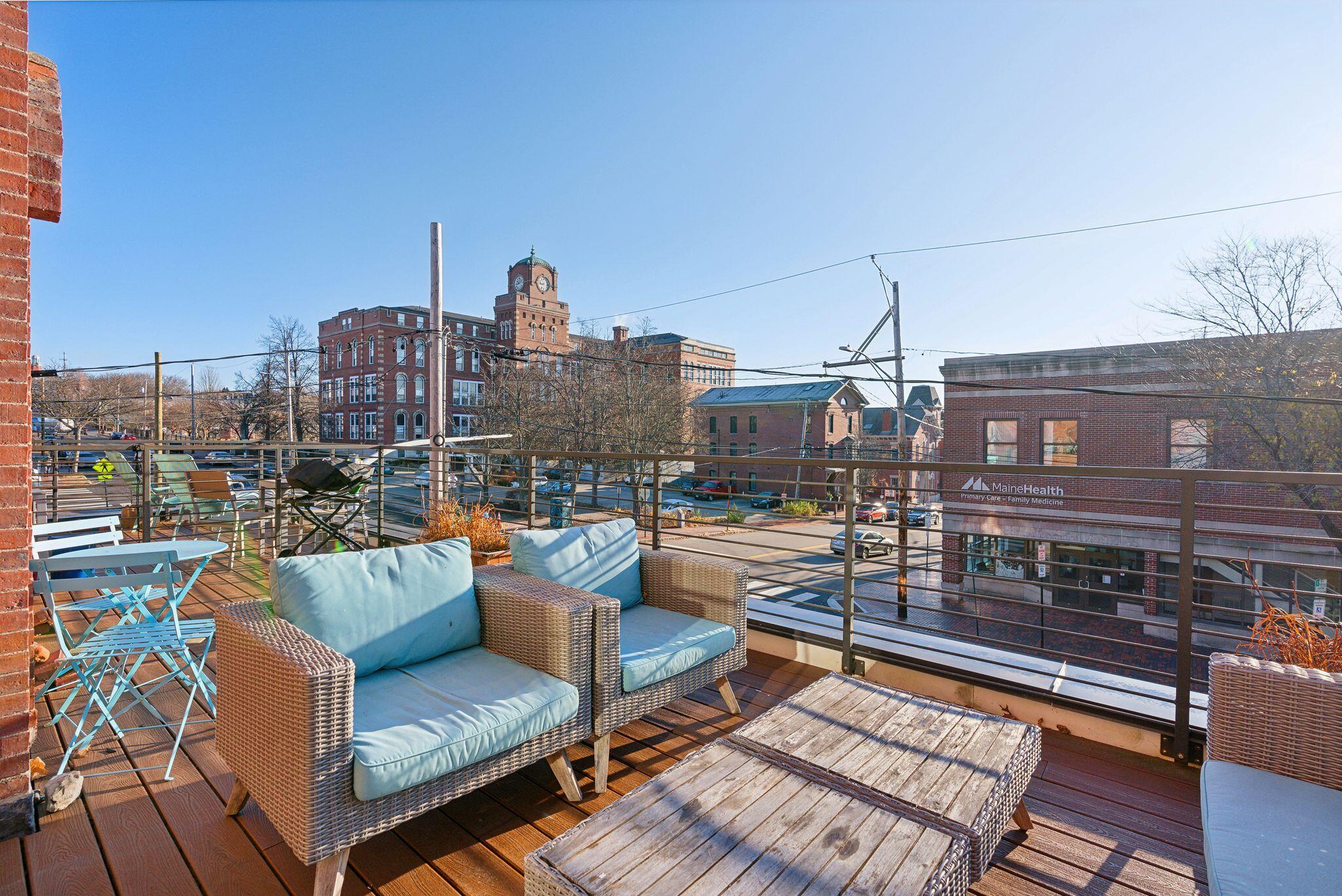 273 Congress Street, 9