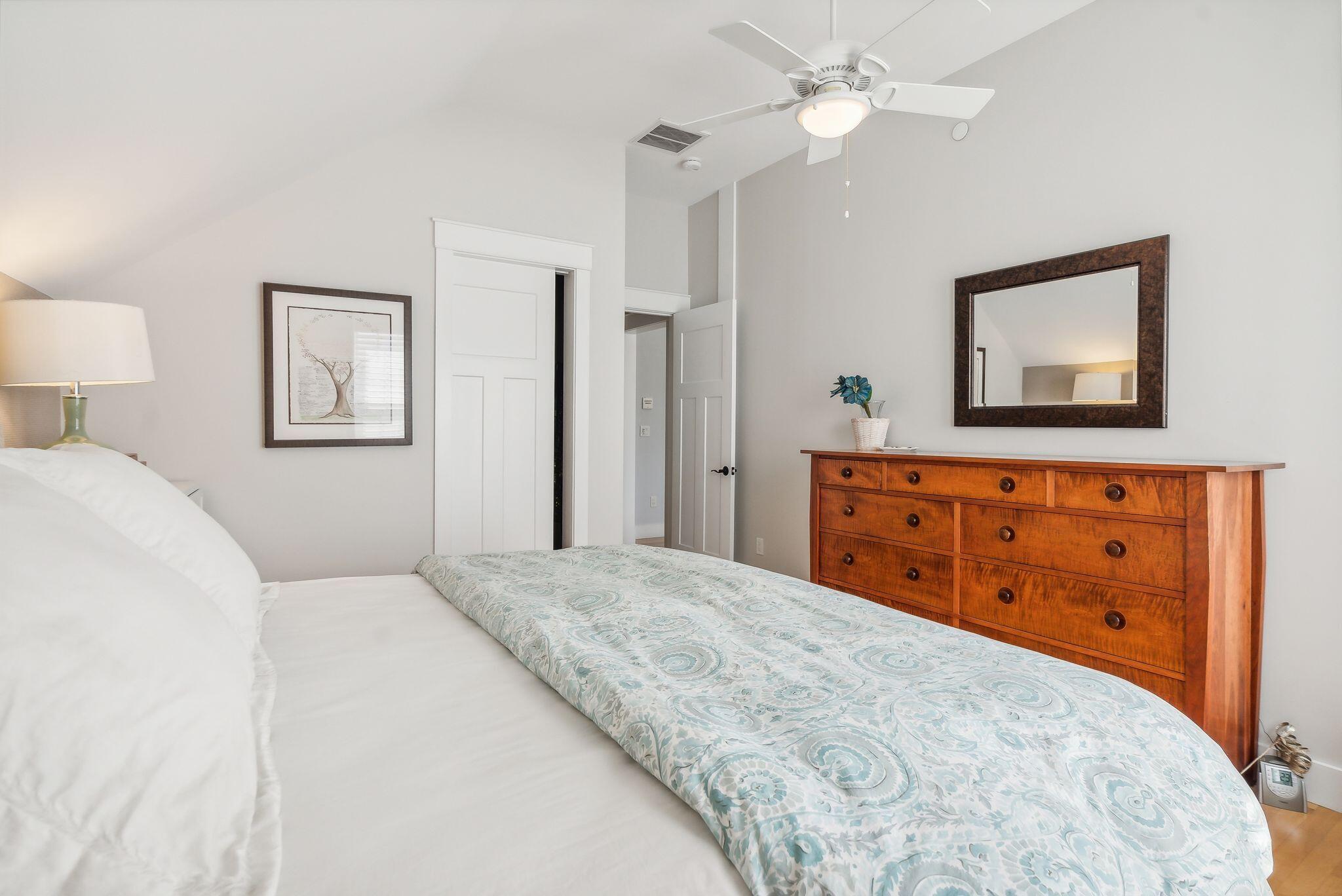 22 Eastern Promenade, 3
