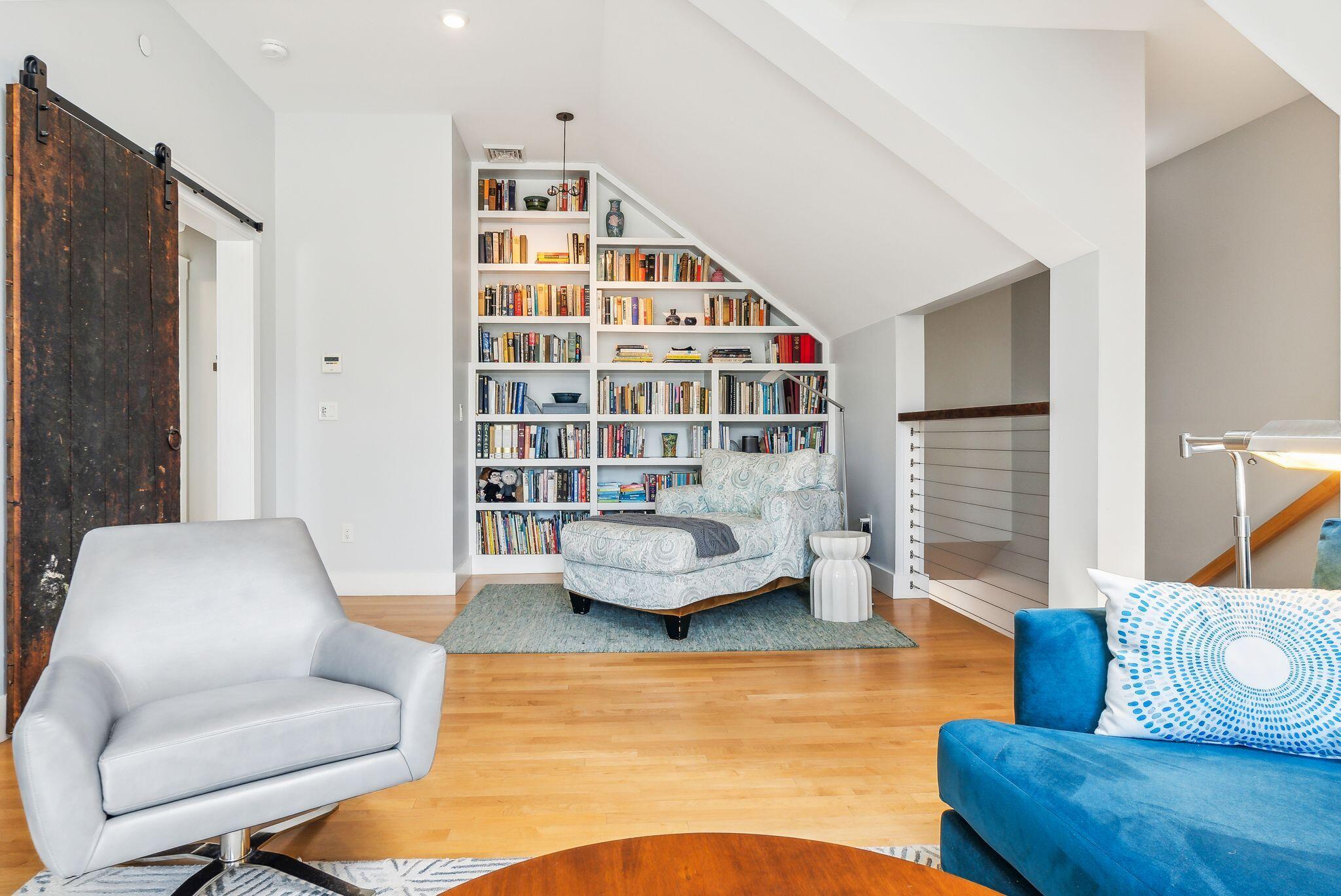 22 Eastern Promenade, 3