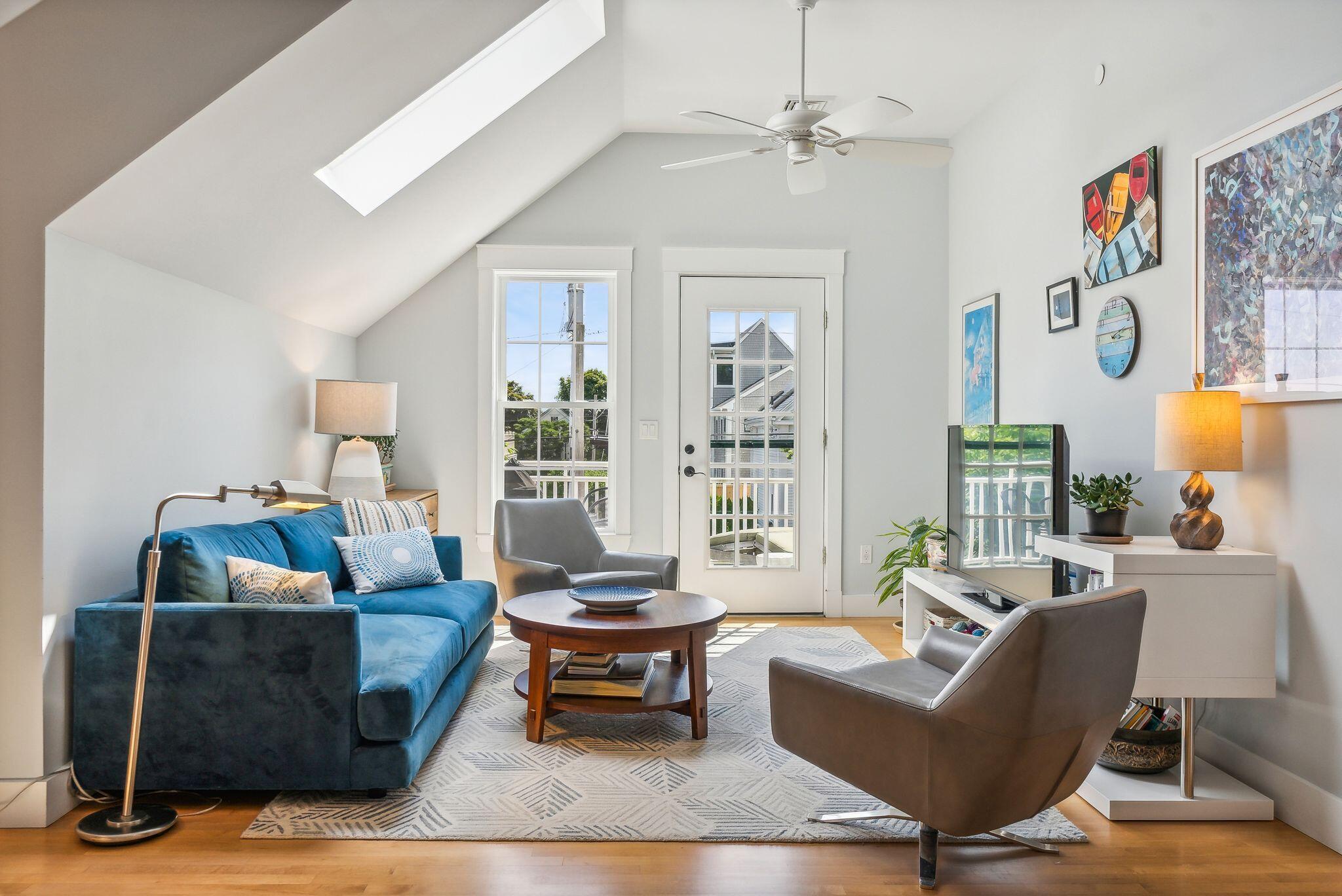 22 Eastern Promenade, 3