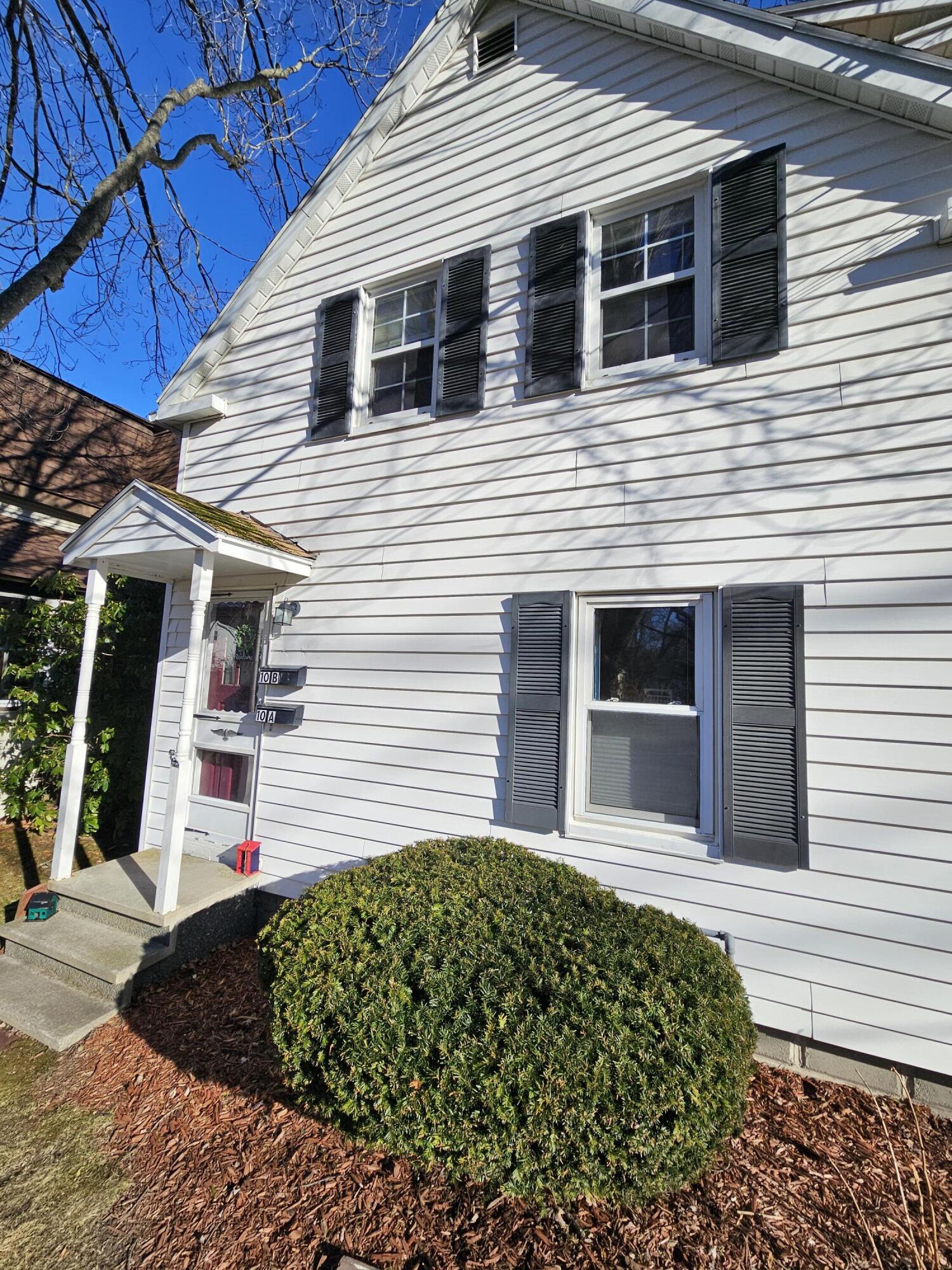 10 Maple Street