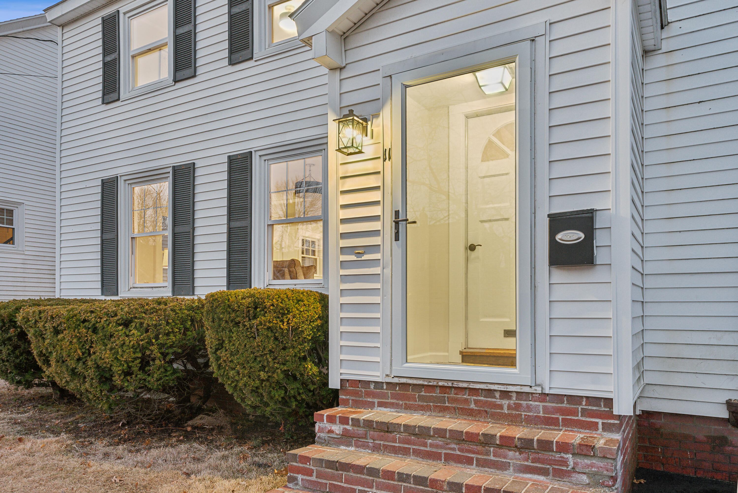 11 Chamberlain Avenue