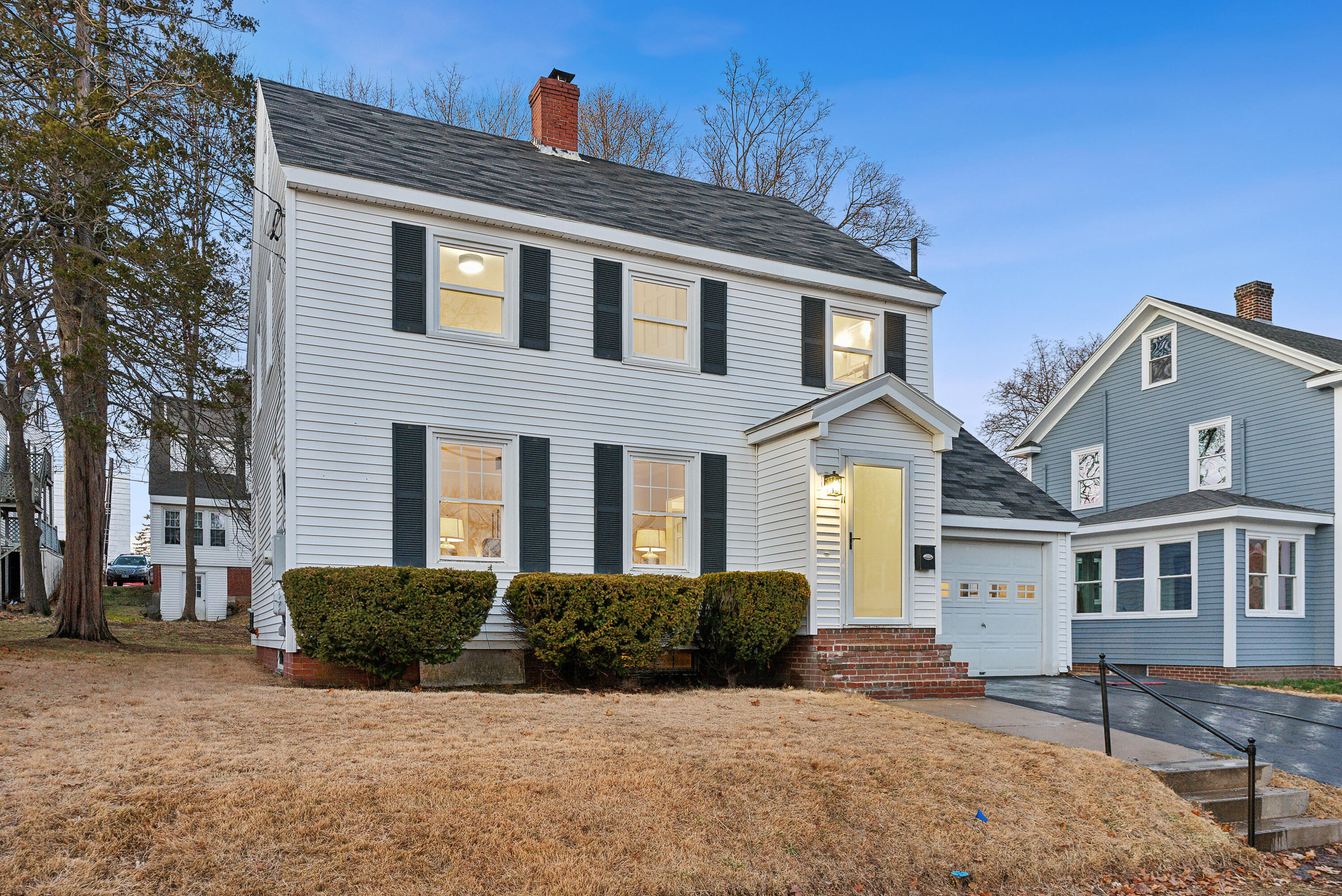 11 Chamberlain Avenue