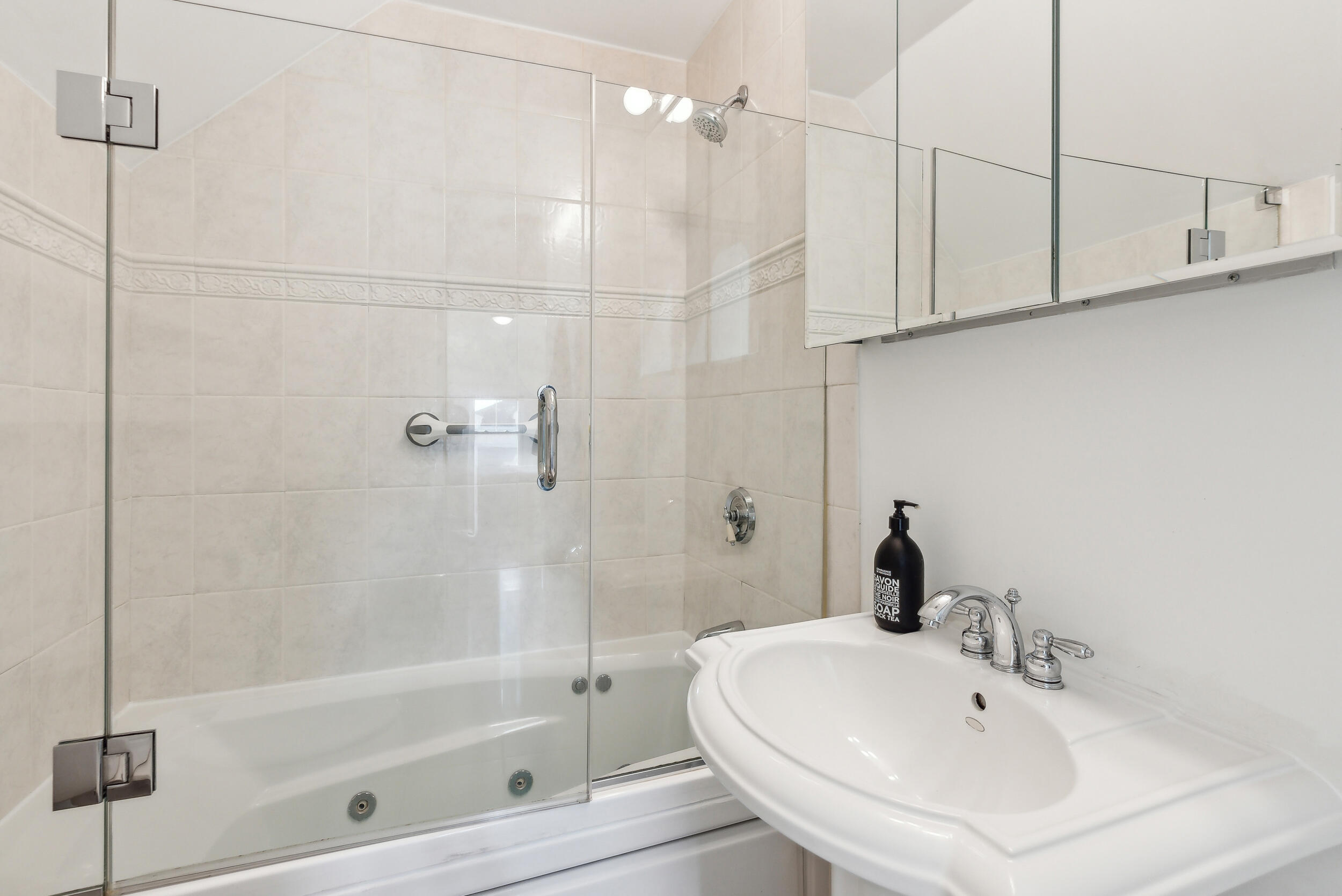 22 Eastern Promenade, 2