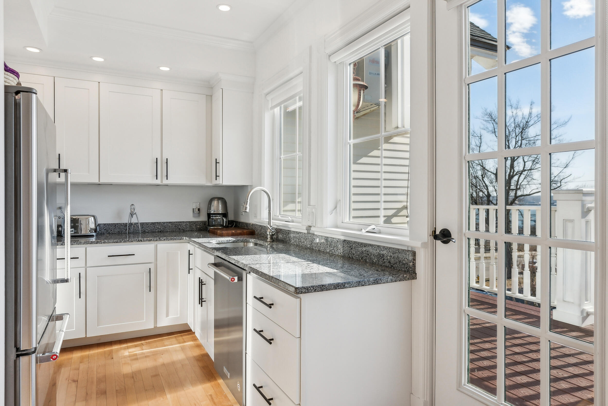 22 Eastern Promenade, 2