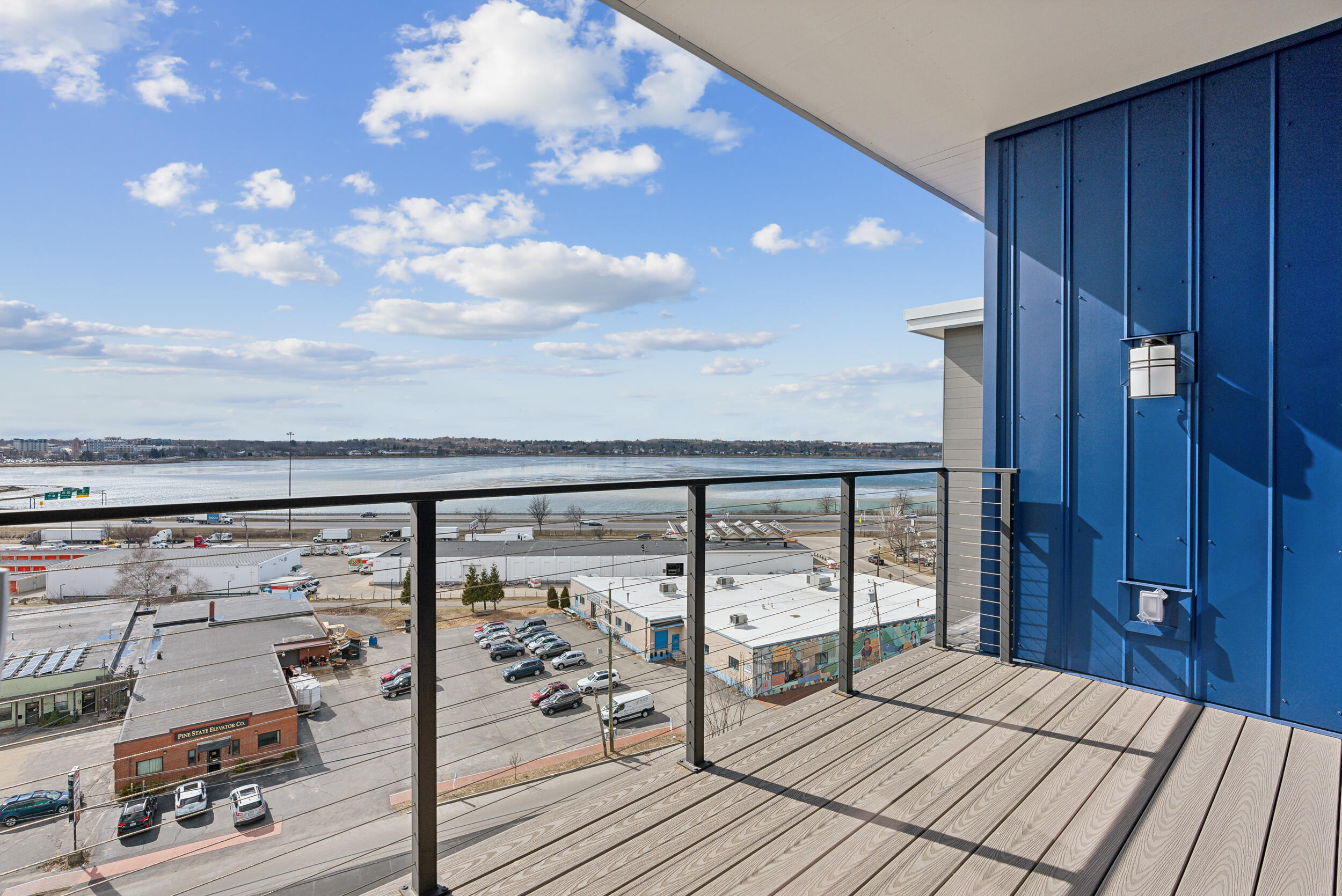 218 Washington Avenue, PH402