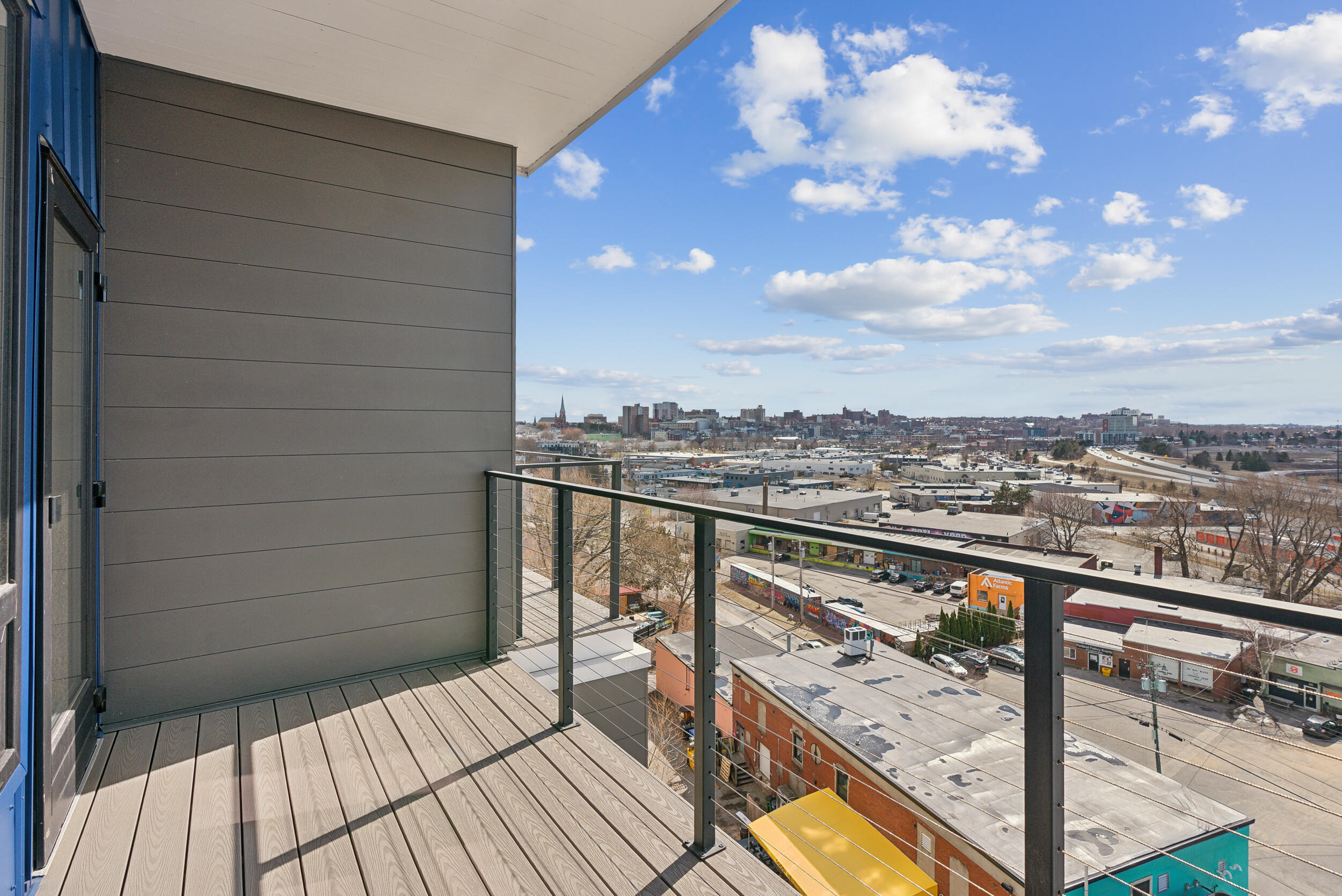 218 Washington Avenue, PH402