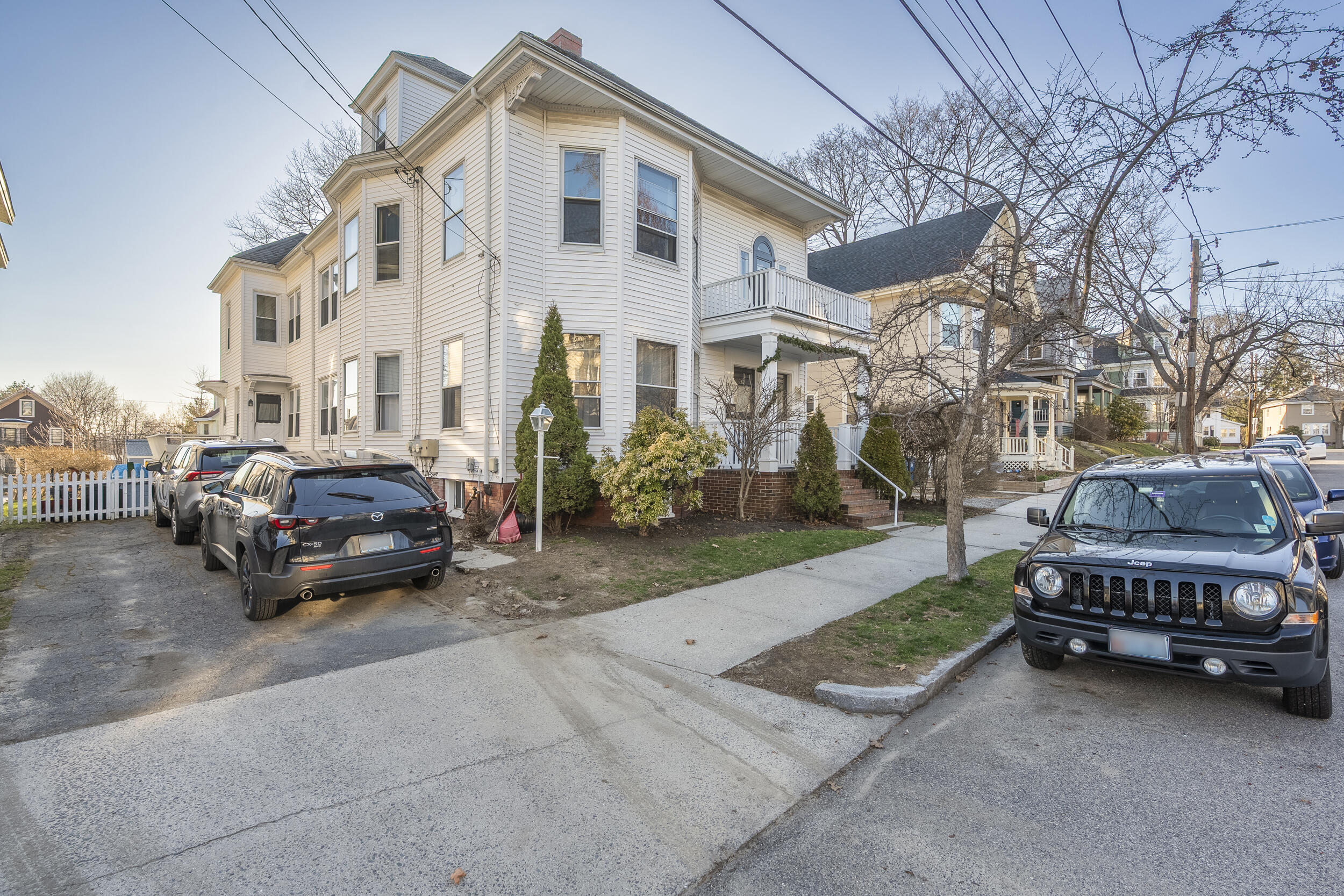 62 Roberts Street
