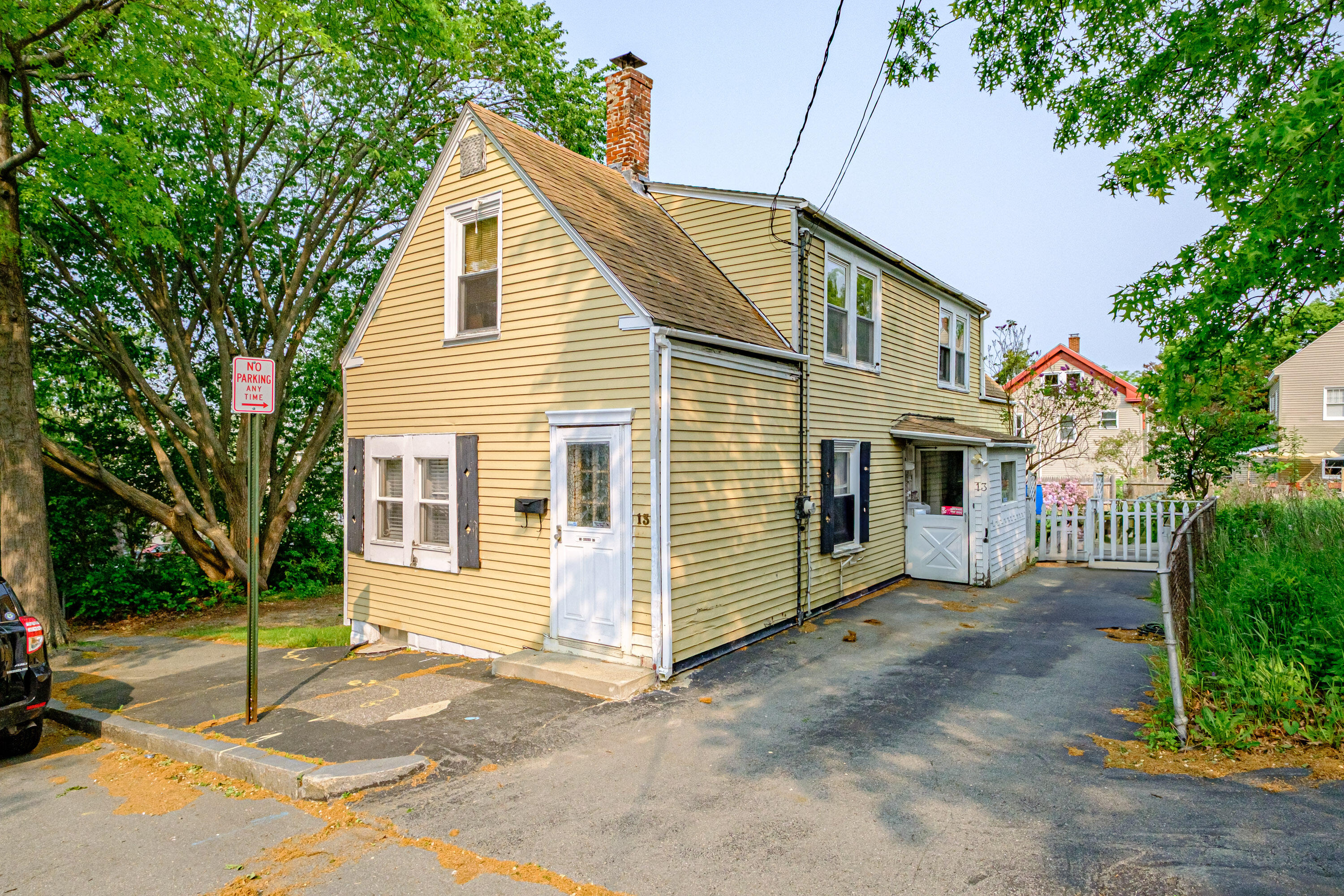 13 Monroe Street