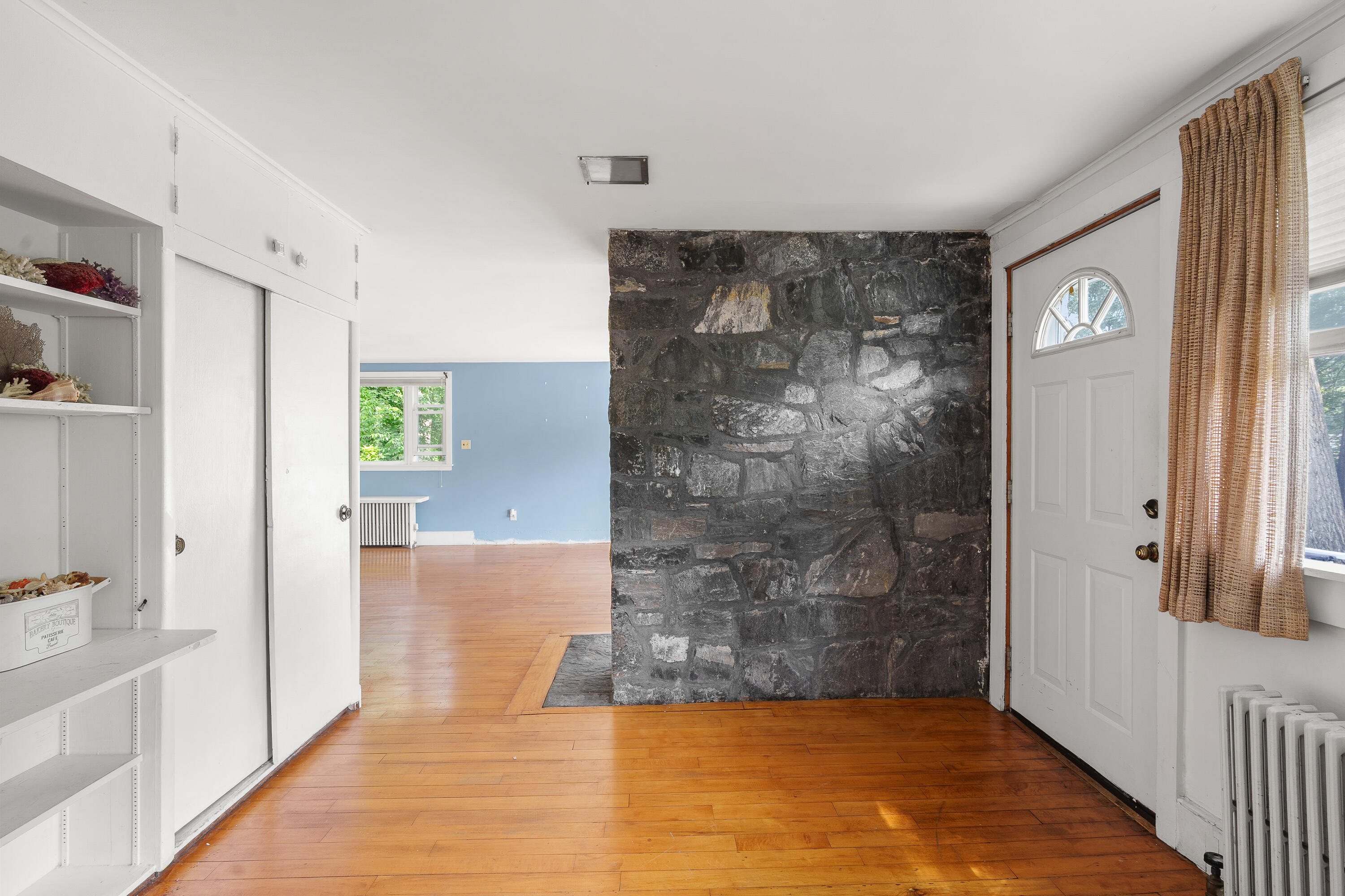 7 Rocky Knoll Road