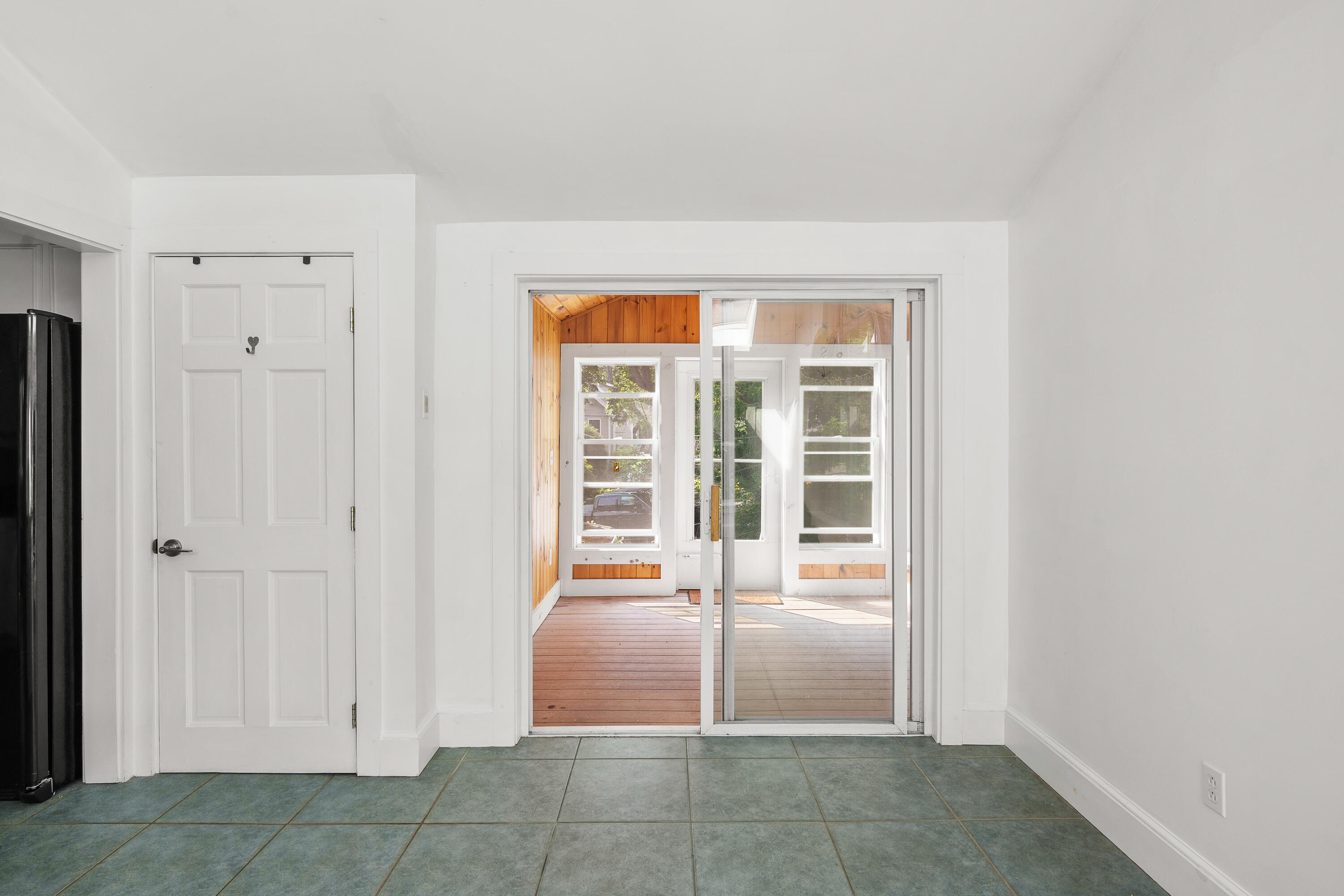 7 Rocky Knoll Road