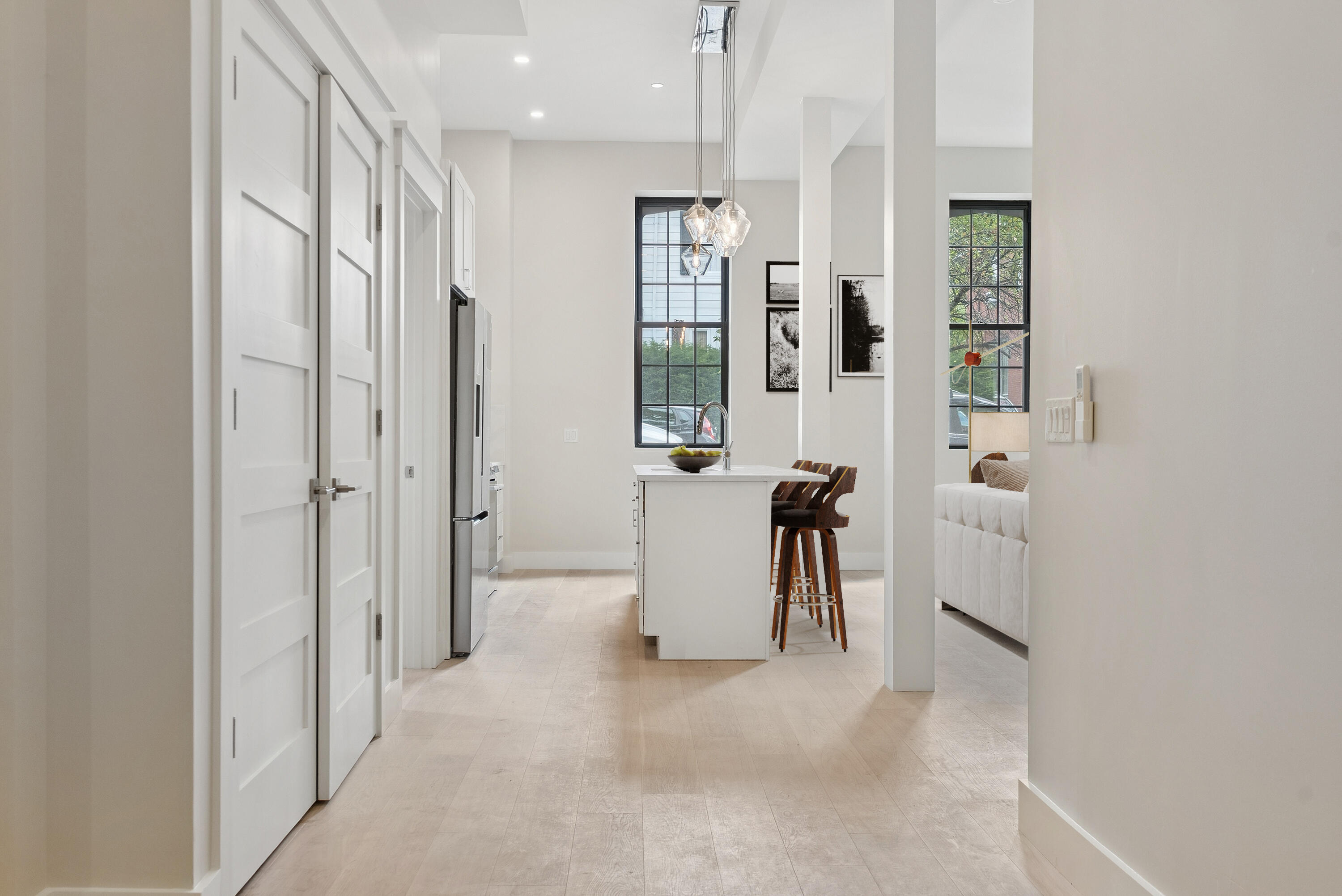 26 Thomas Street, 1