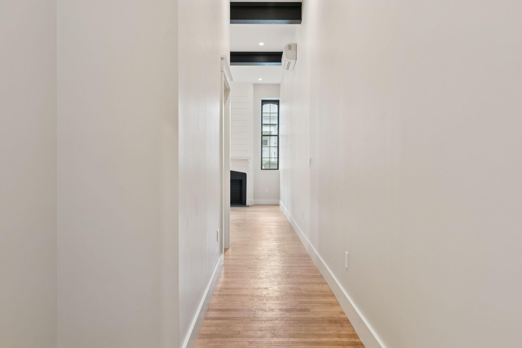 26 Thomas Street, 2