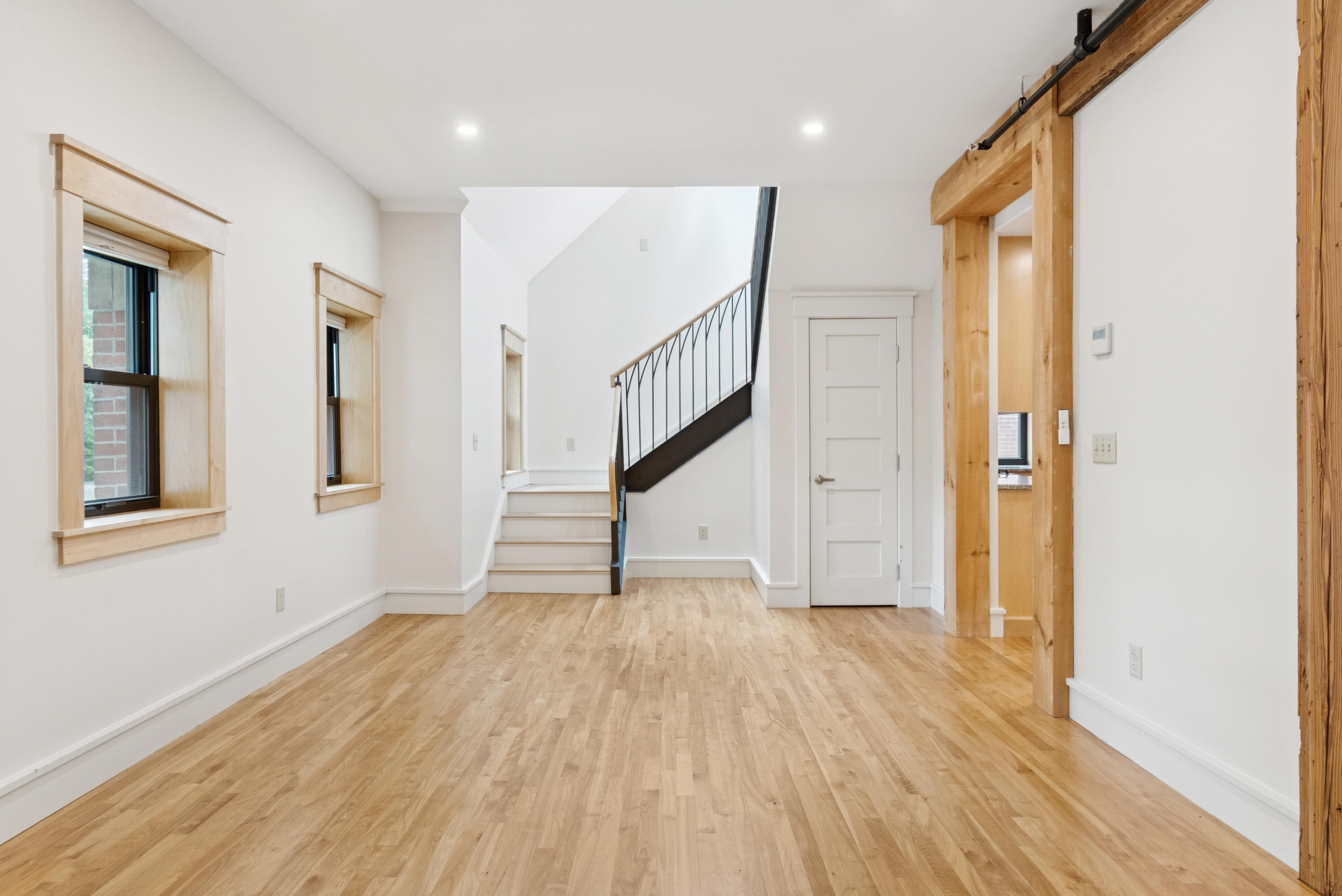 26 Thomas Street, 7
