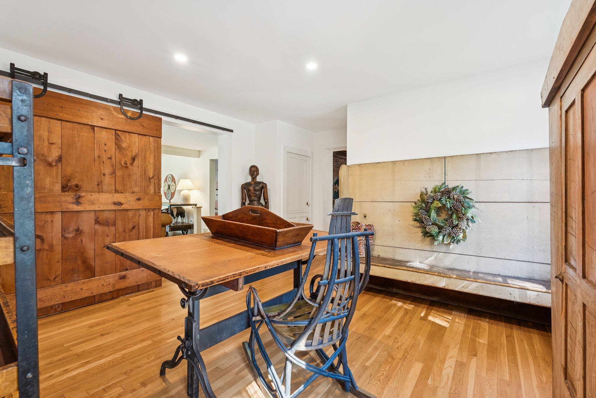 51 Pleasant Street