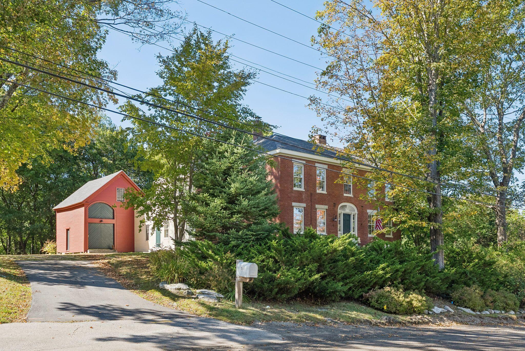 51 Pleasant Street
