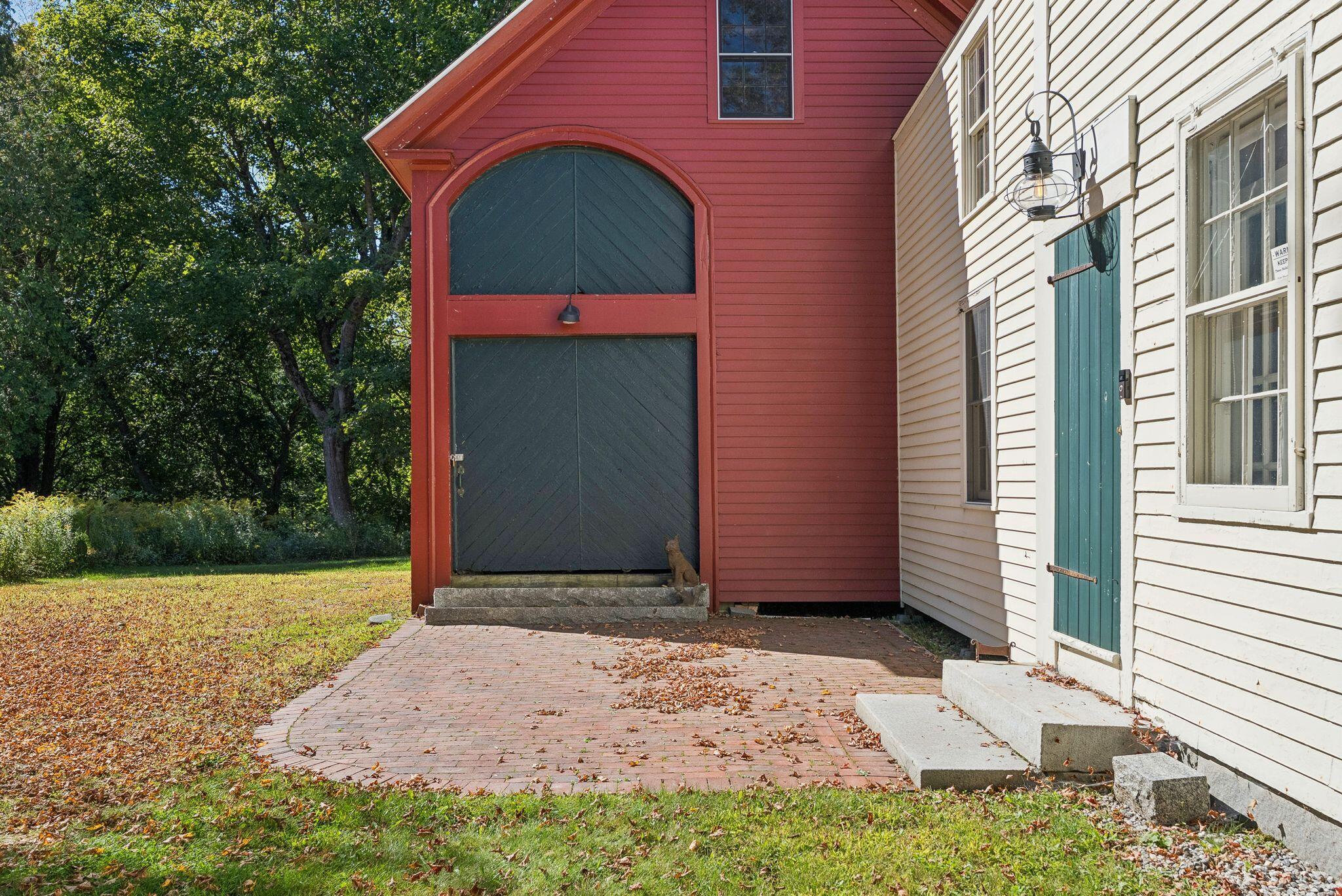 51 Pleasant Street