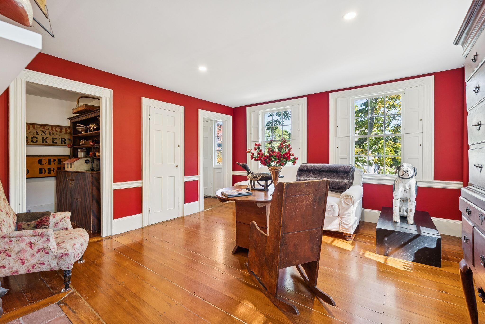51 Pleasant Street