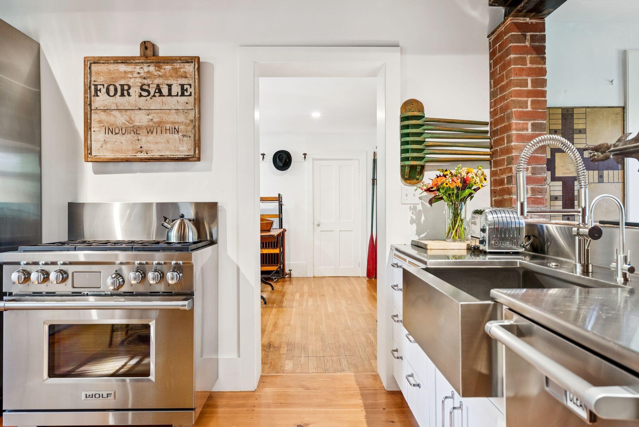 51 Pleasant Street
