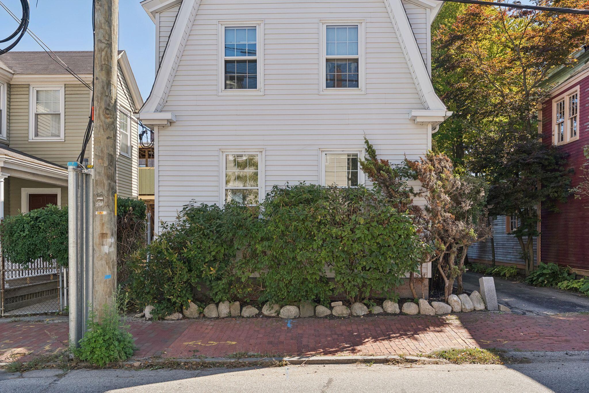 196 Spring Street